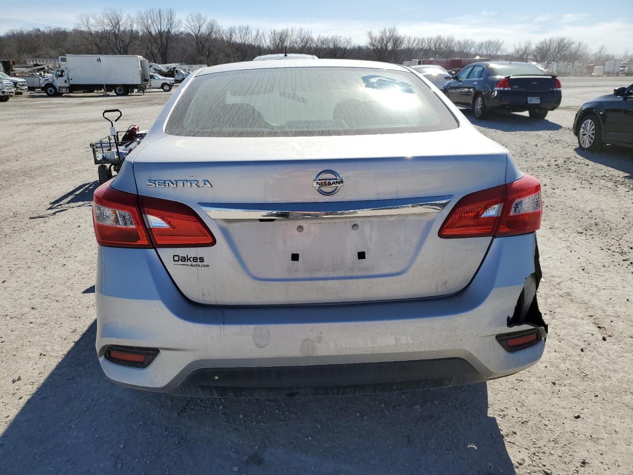 Photo 5 VIN: 3N1AB7AP5KY353641 - NISSAN SENTRA 