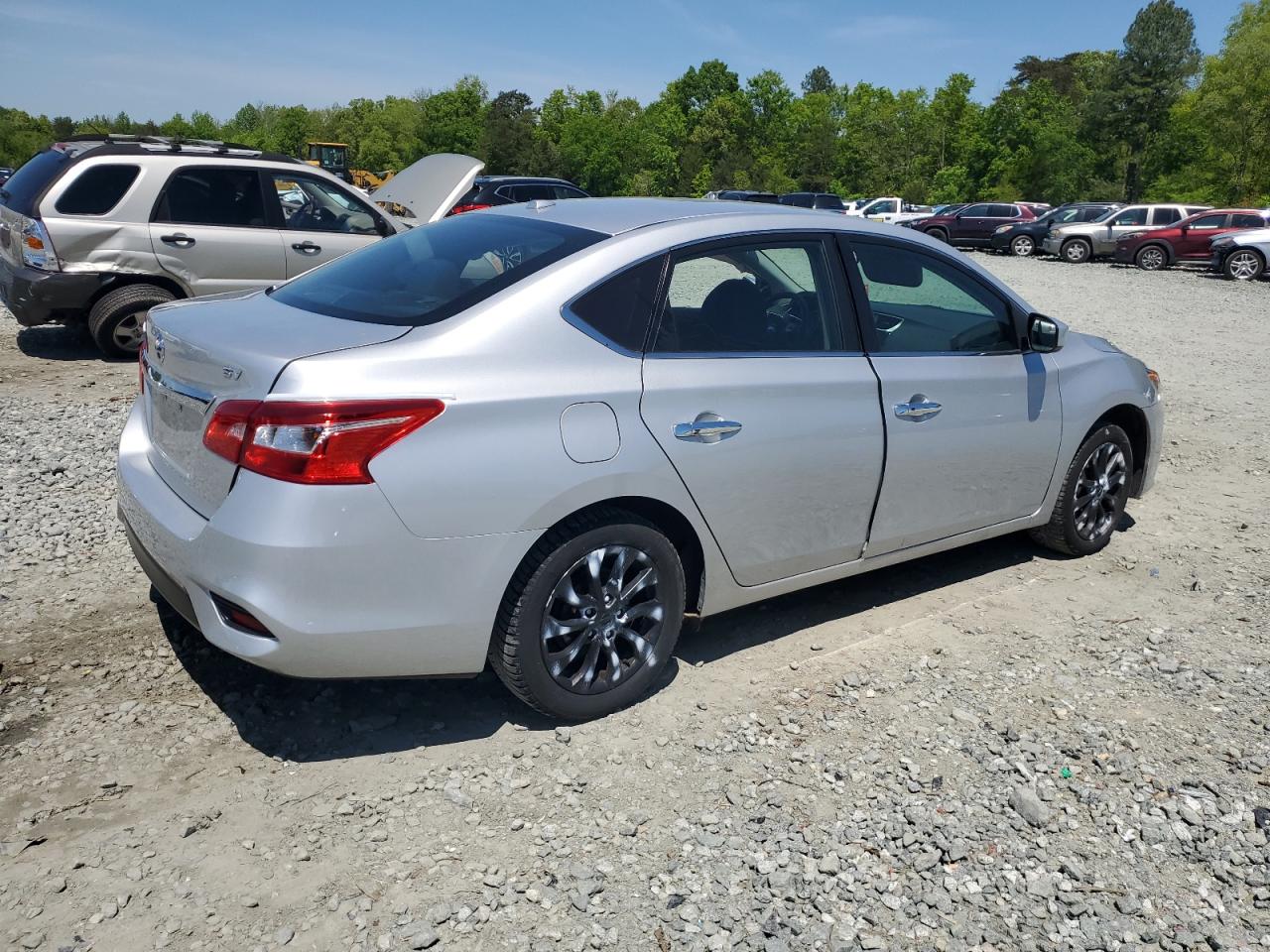 Photo 2 VIN: 3N1AB7AP5KY450466 - NISSAN SENTRA 