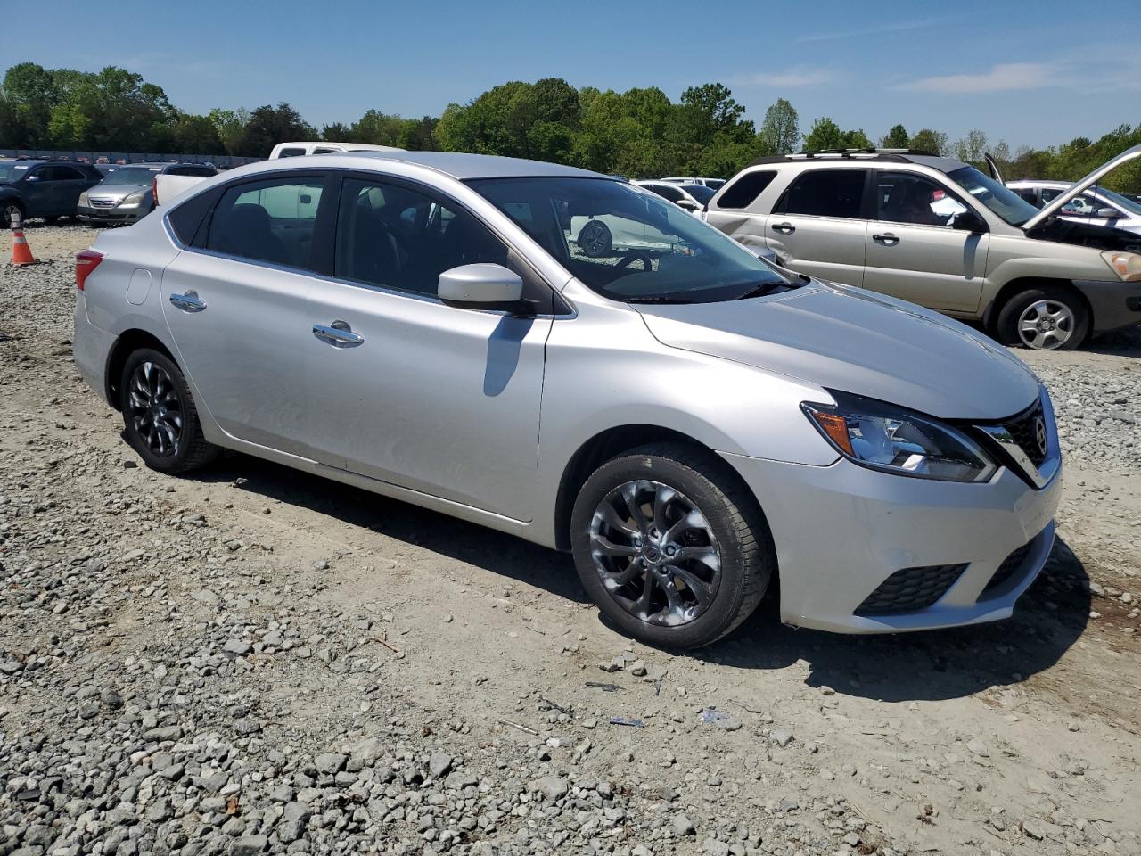 Photo 3 VIN: 3N1AB7AP5KY450466 - NISSAN SENTRA 