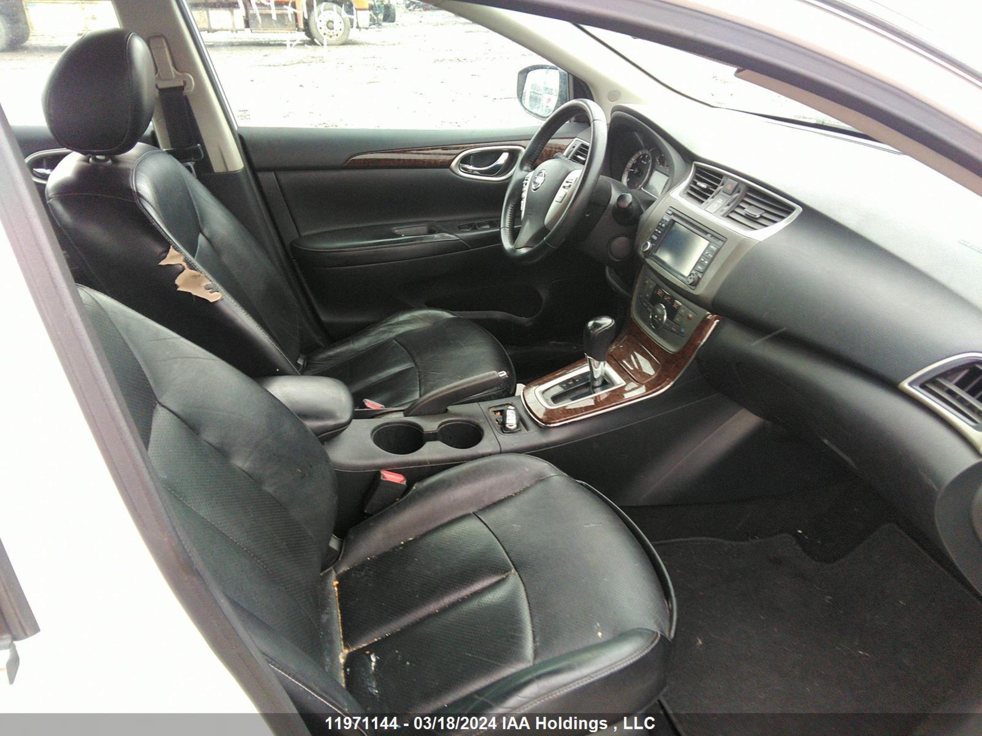 Photo 4 VIN: 3N1AB7AP6EL642190 - NISSAN SENTRA 