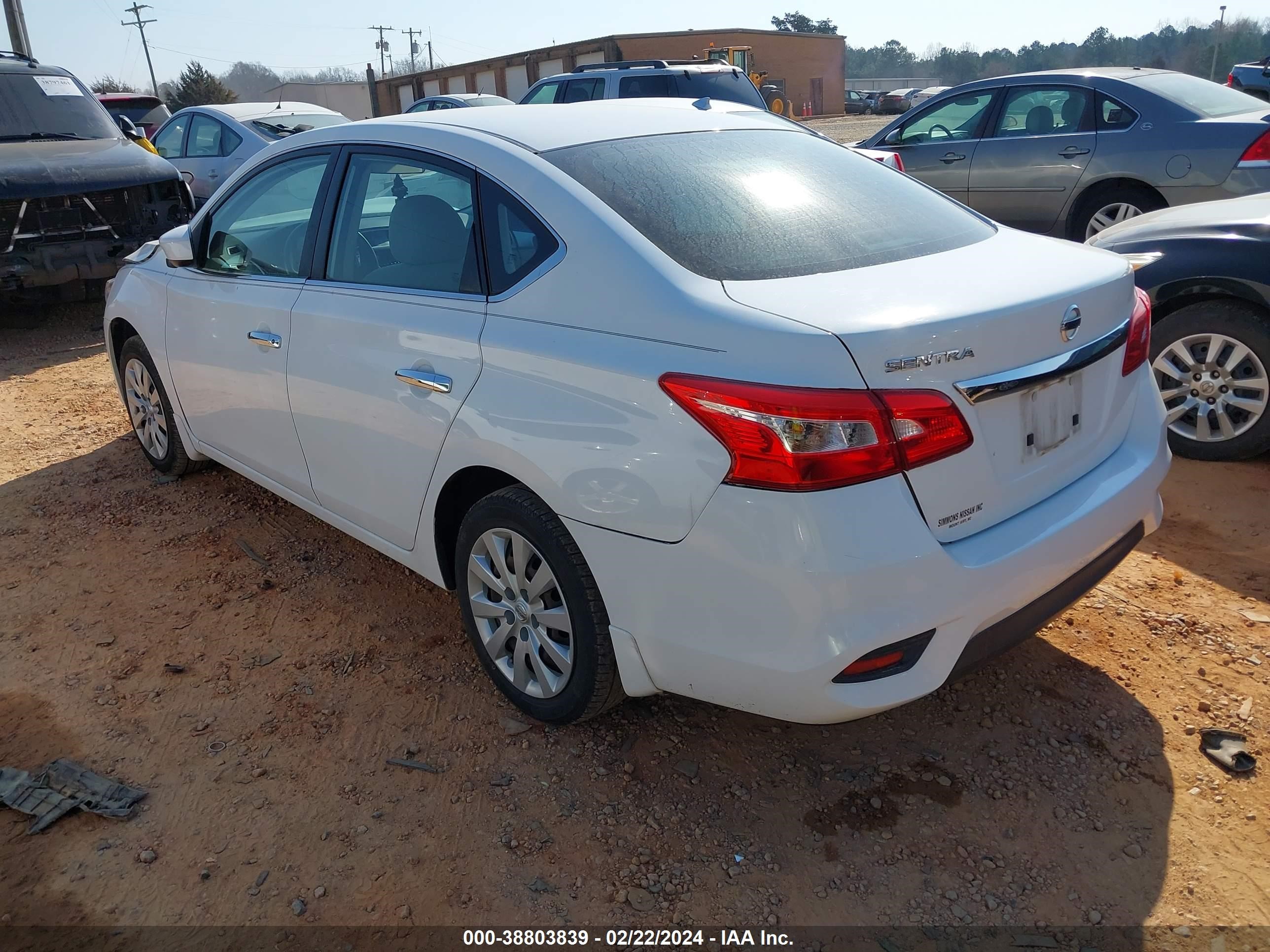 Photo 2 VIN: 3N1AB7AP6GY253880 - NISSAN SENTRA 