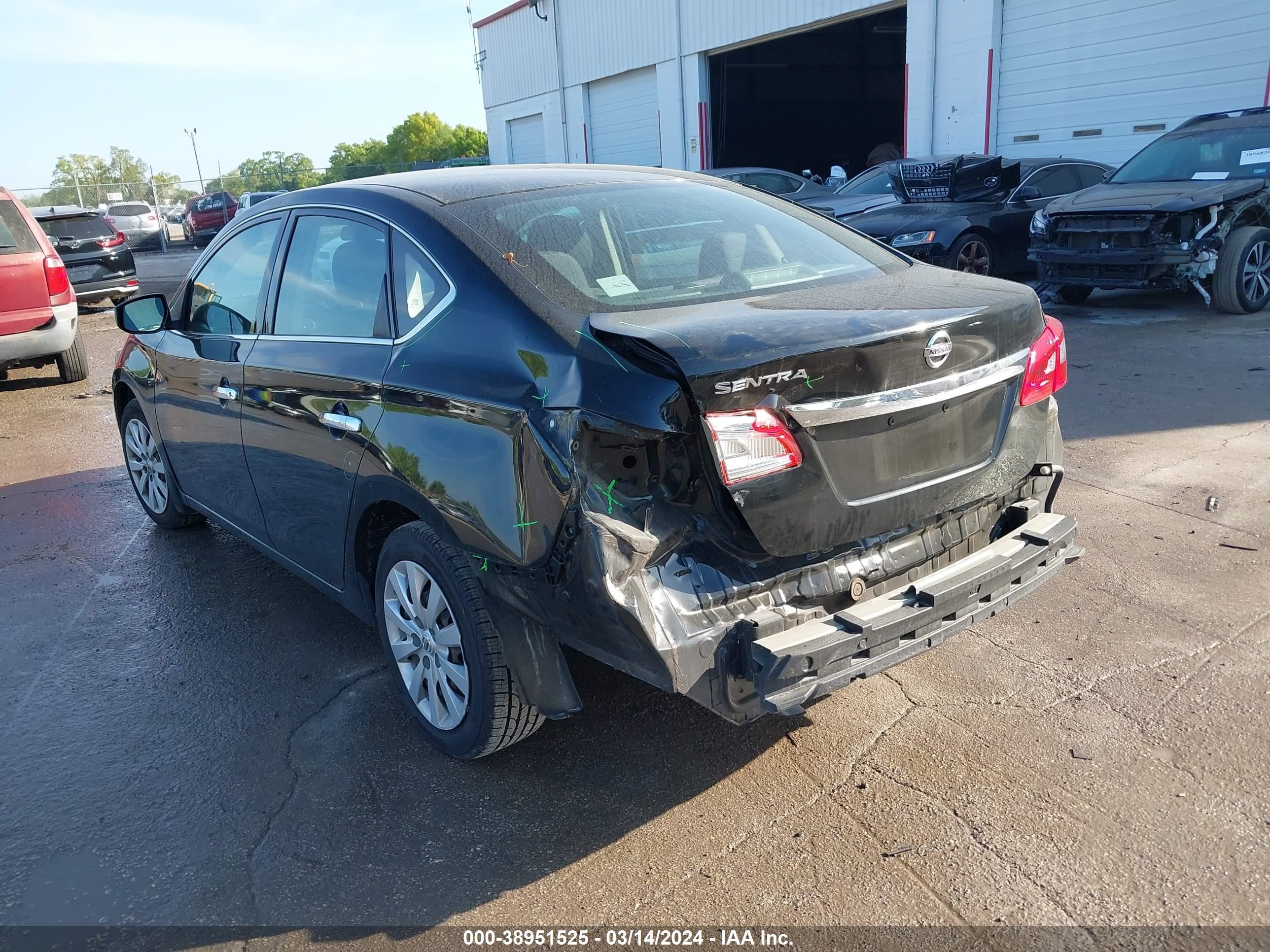 Photo 2 VIN: 3N1AB7AP6HY325064 - NISSAN SENTRA 