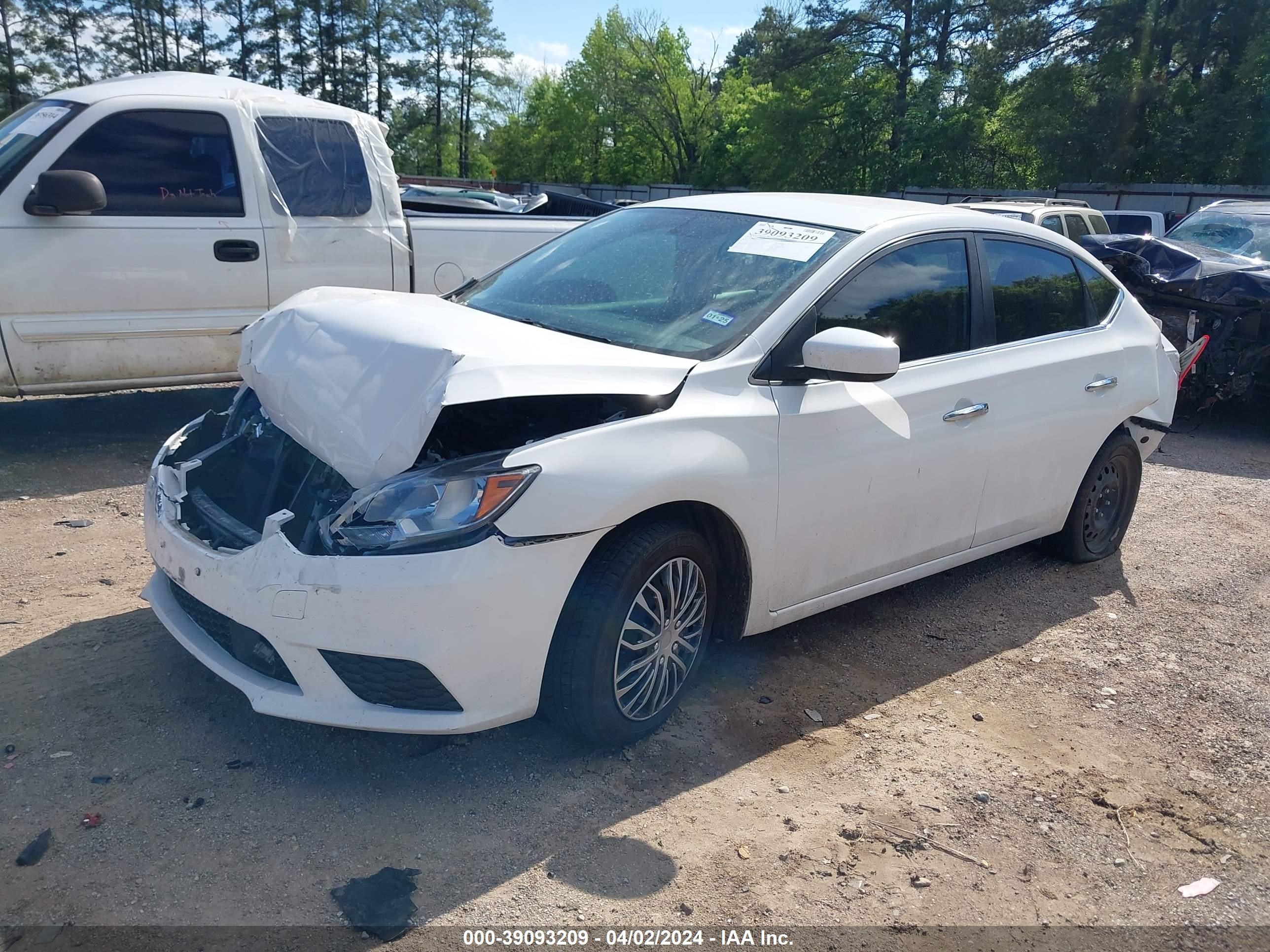 Photo 1 VIN: 3N1AB7AP6JY208333 - NISSAN SENTRA 