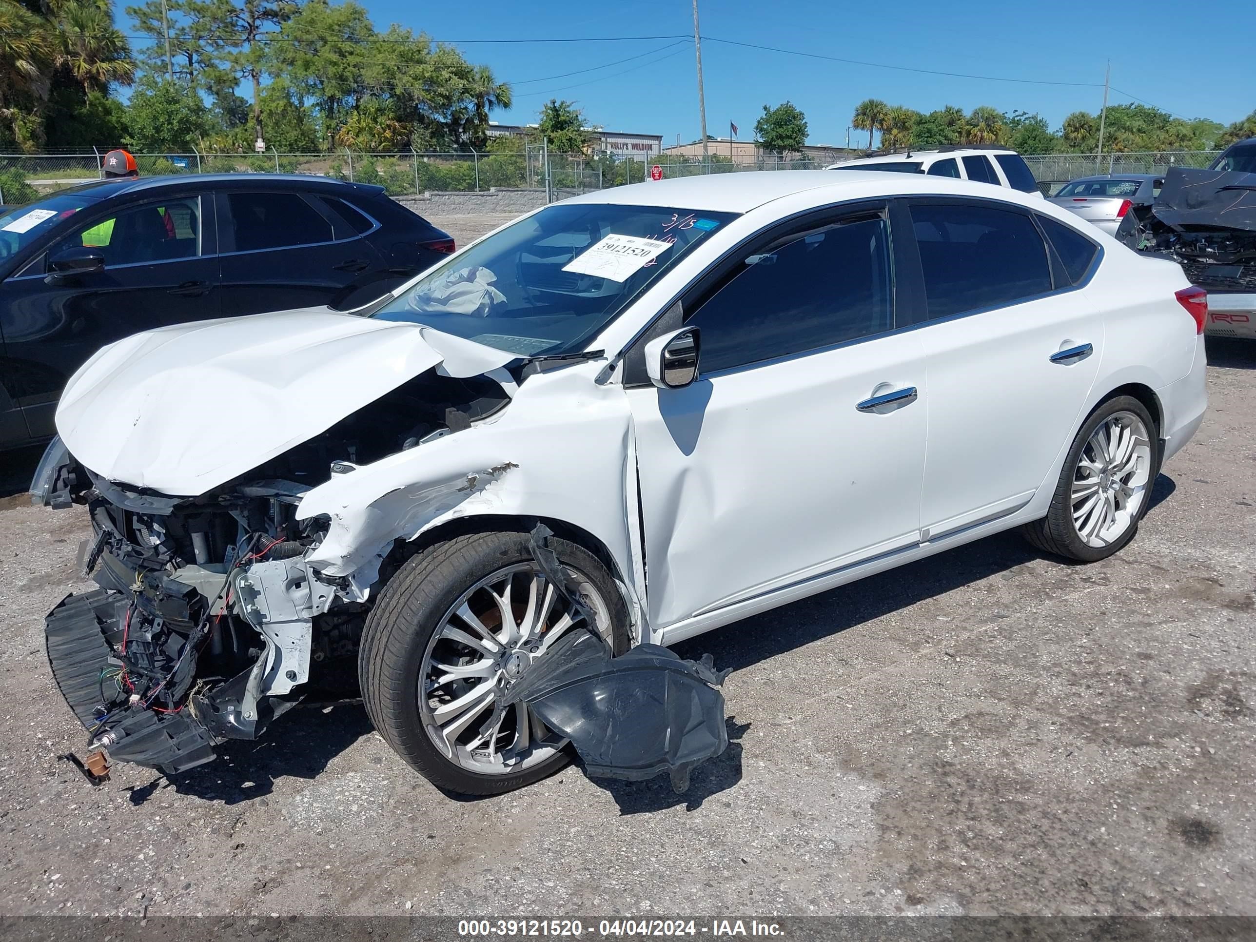 Photo 1 VIN: 3N1AB7AP6JY317990 - NISSAN SENTRA 