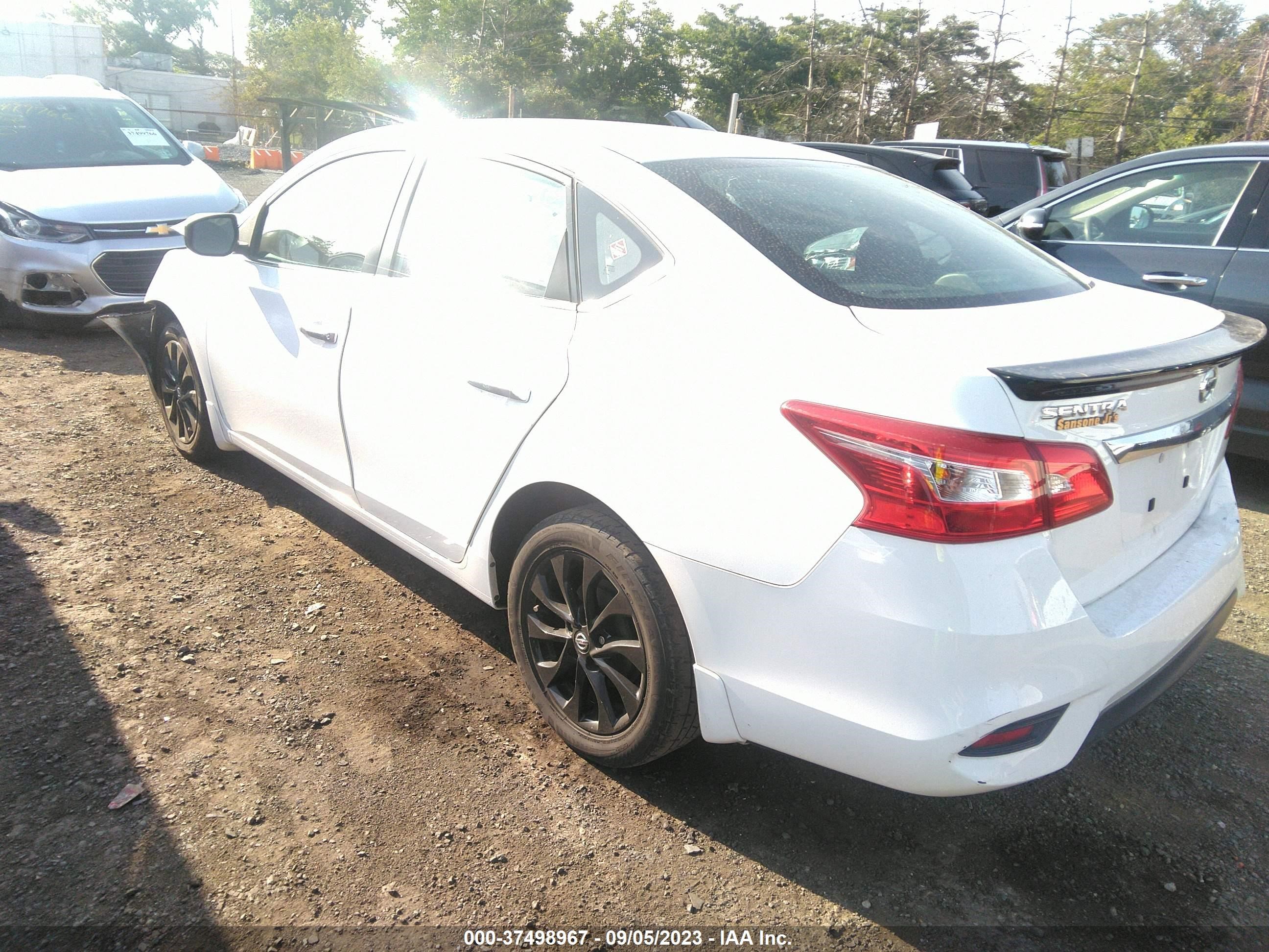 Photo 2 VIN: 3N1AB7AP6JY320162 - NISSAN SENTRA 