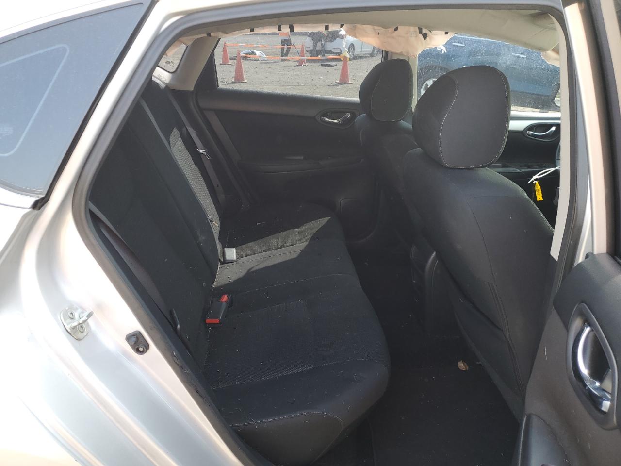 Photo 9 VIN: 3N1AB7AP6KY238336 - NISSAN SENTRA 