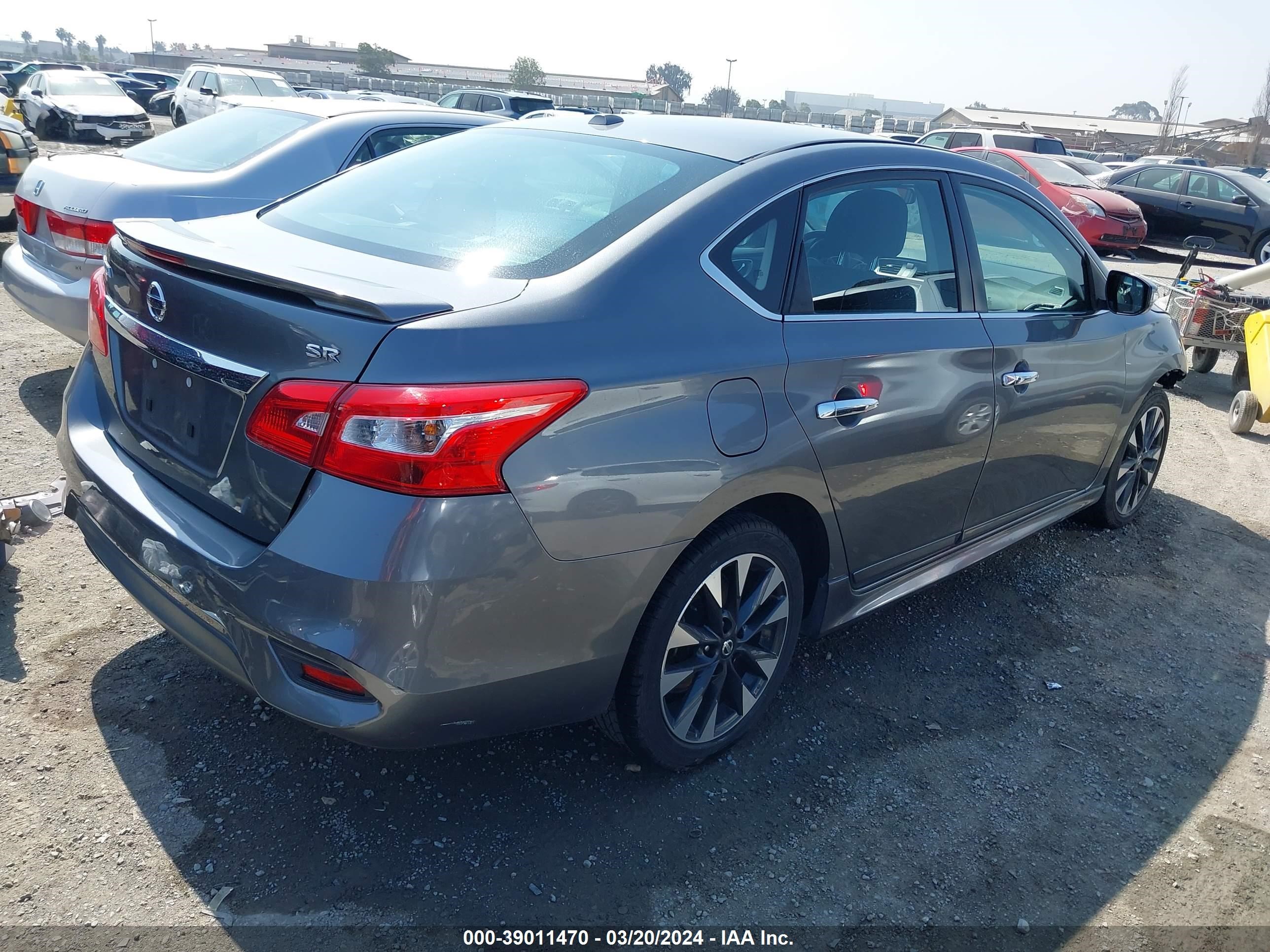 Photo 3 VIN: 3N1AB7AP6KY243486 - NISSAN SENTRA 