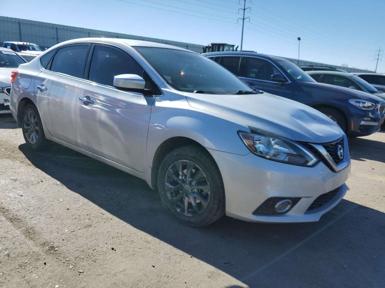 Photo 3 VIN: 3N1AB7AP6KY260501 - NISSAN SENTRA 