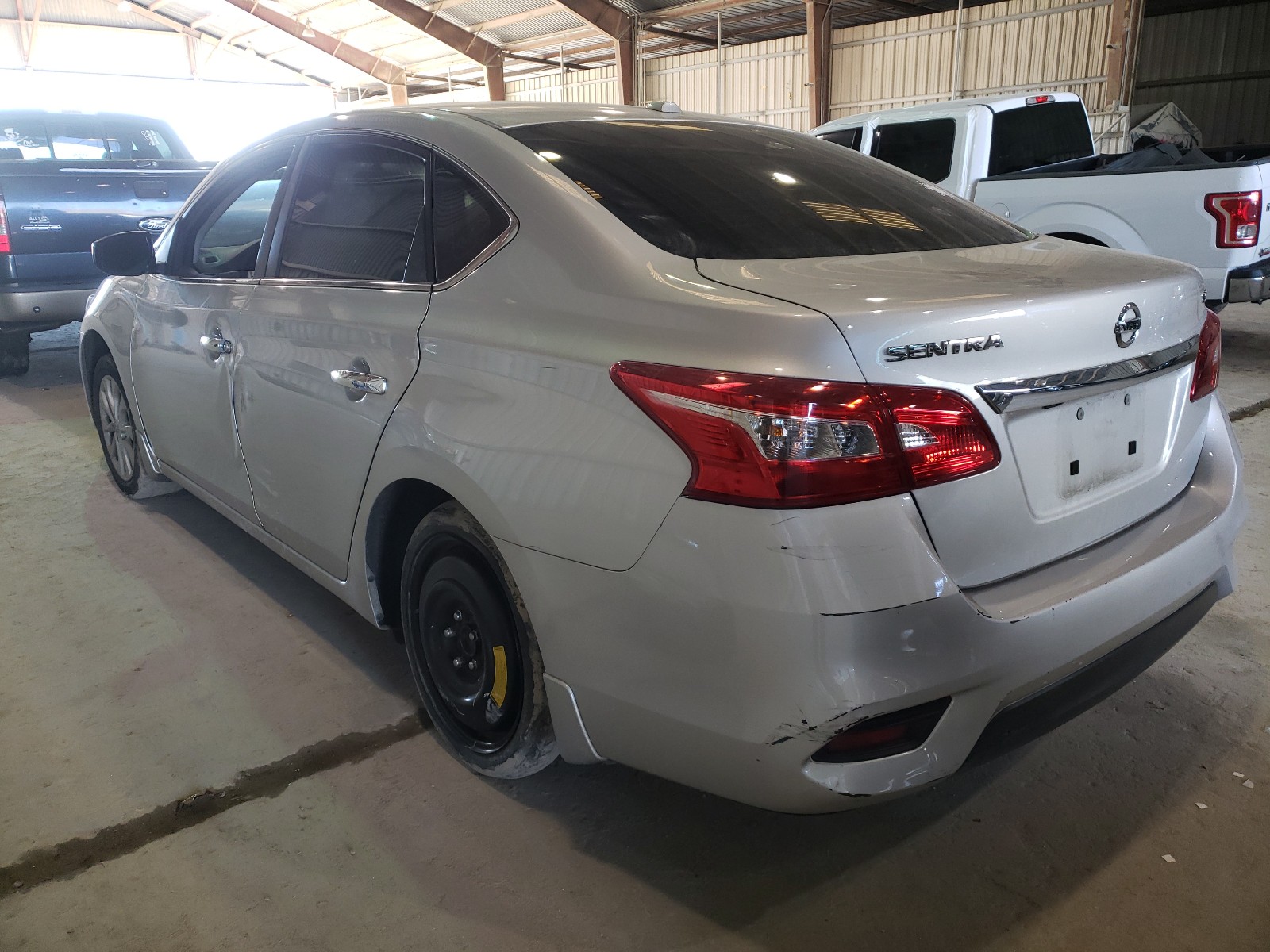 Photo 2 VIN: 3N1AB7AP6KY291568 - NISSAN SENTRA S 