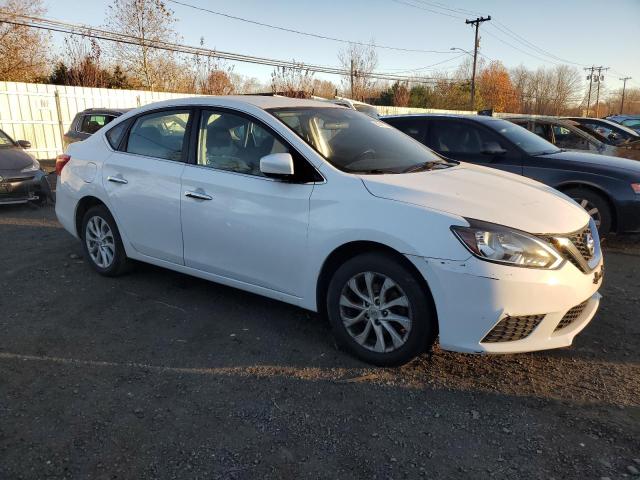 Photo 3 VIN: 3N1AB7AP6KY374403 - NISSAN SENTRA S 