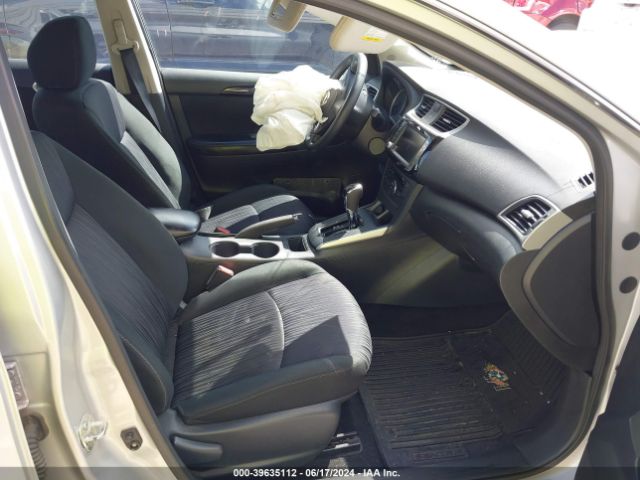 Photo 4 VIN: 3N1AB7AP6KY390116 - NISSAN SENTRA 