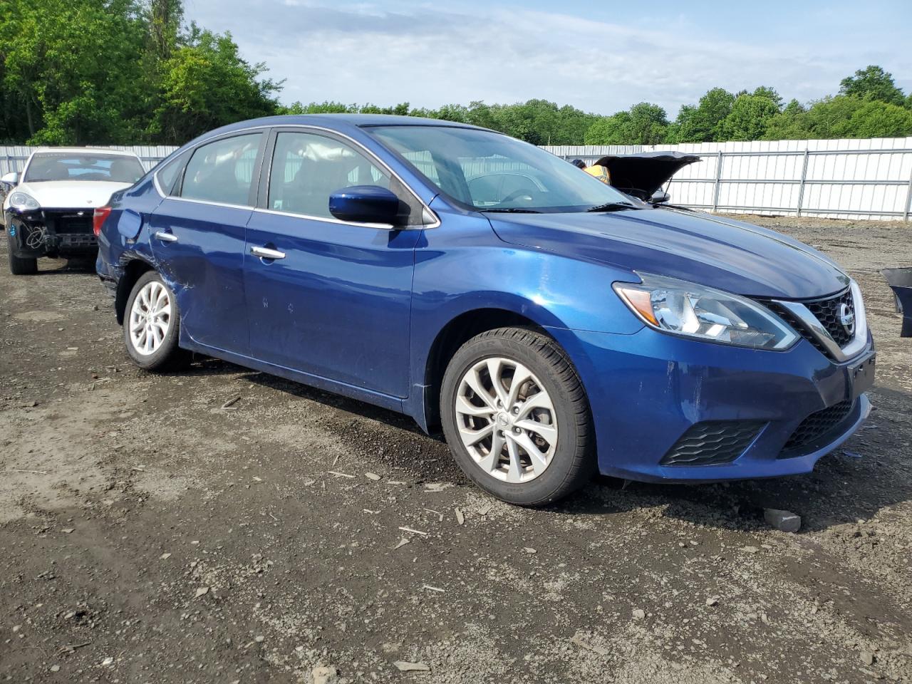 Photo 3 VIN: 3N1AB7AP6KY390178 - NISSAN SENTRA 