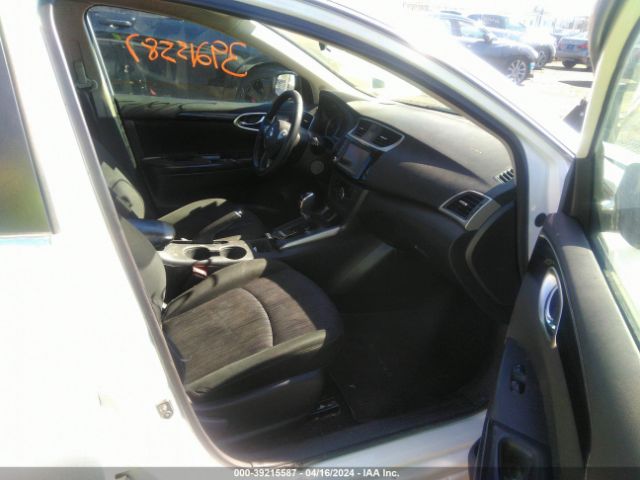 Photo 4 VIN: 3N1AB7AP6KY422885 - NISSAN SENTRA 