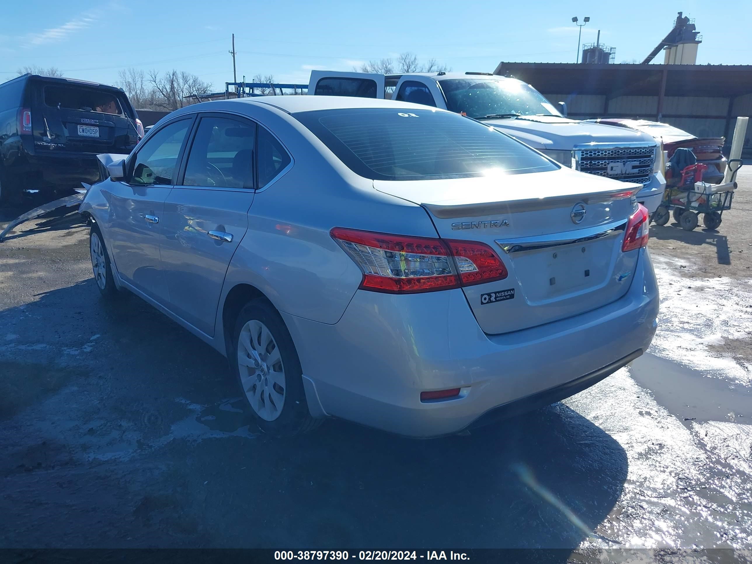 Photo 2 VIN: 3N1AB7AP7DL788032 - NISSAN SENTRA 