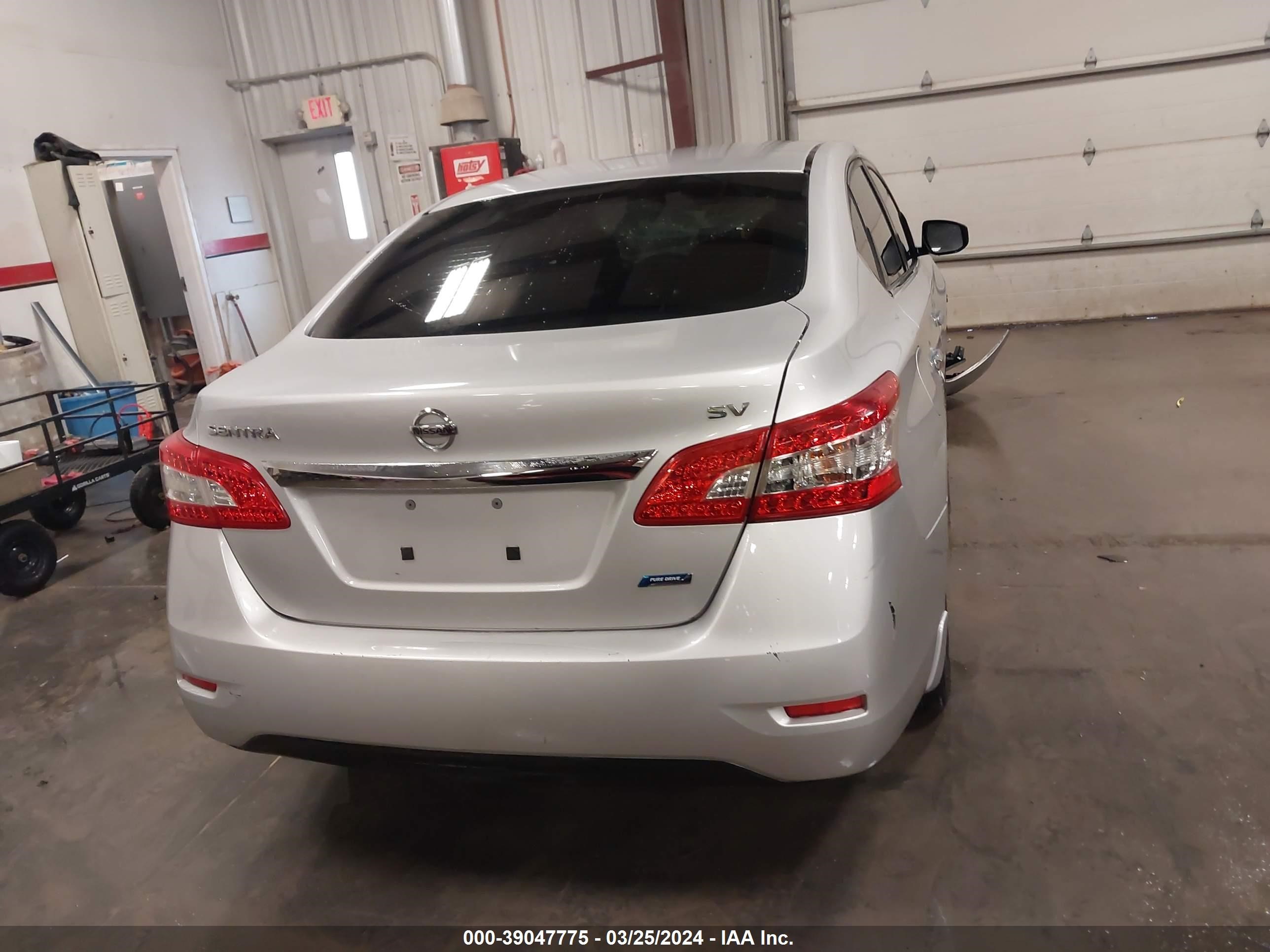 Photo 16 VIN: 3N1AB7AP7EY215958 - NISSAN SENTRA 