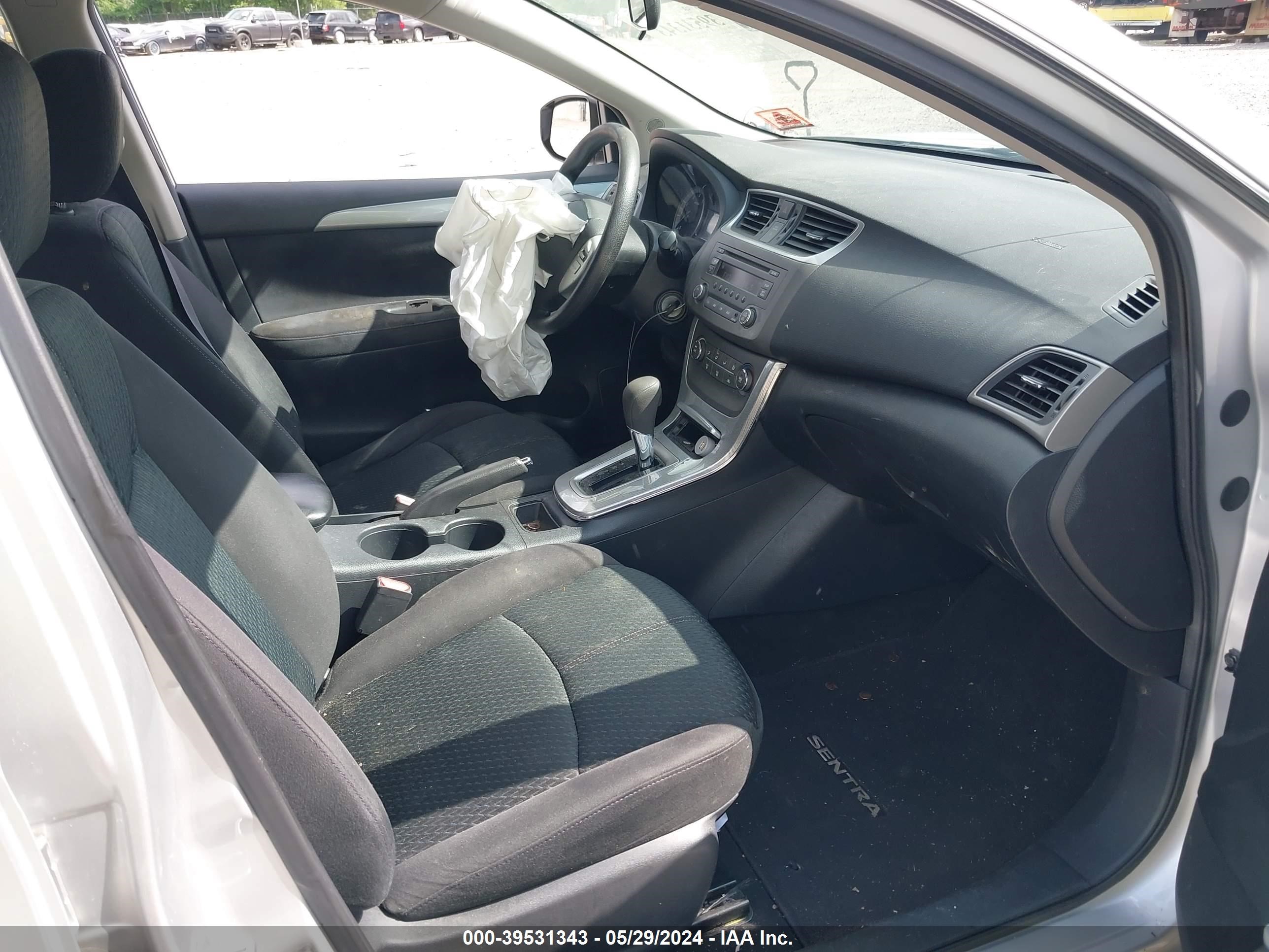 Photo 4 VIN: 3N1AB7AP7EY325201 - NISSAN SENTRA 