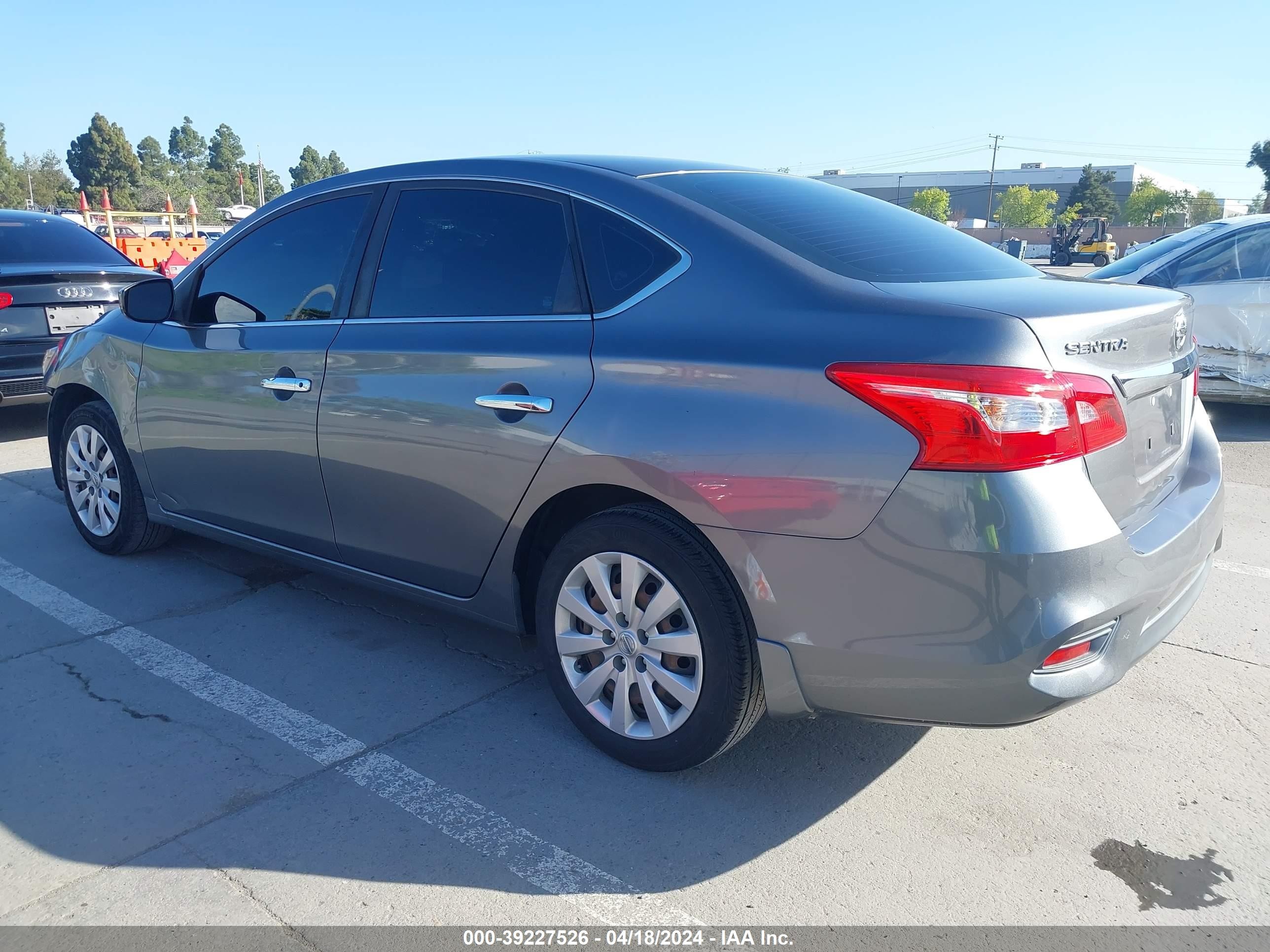 Photo 2 VIN: 3N1AB7AP7GY316081 - NISSAN SENTRA 