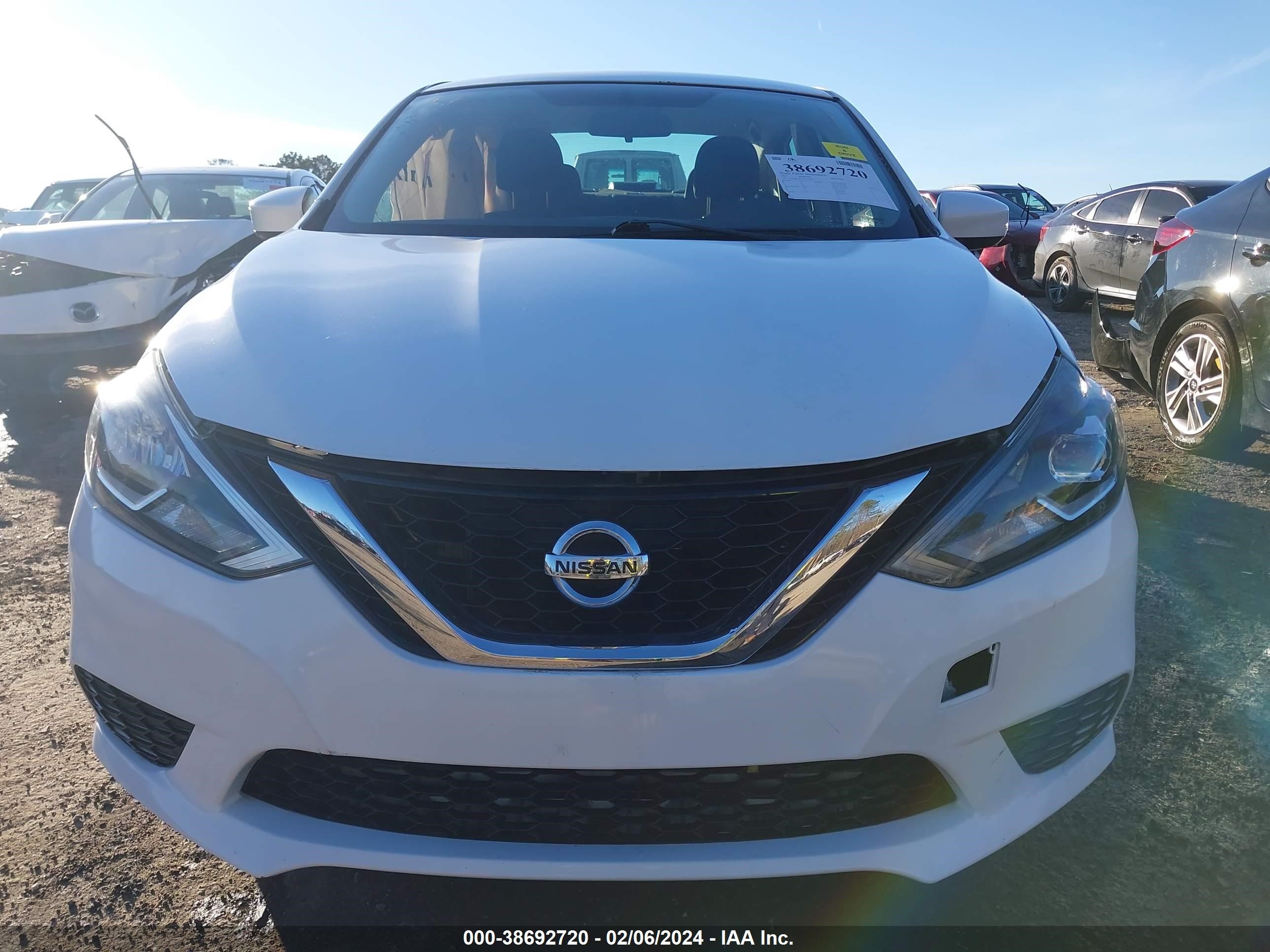 Photo 11 VIN: 3N1AB7AP7HY332931 - NISSAN SENTRA 