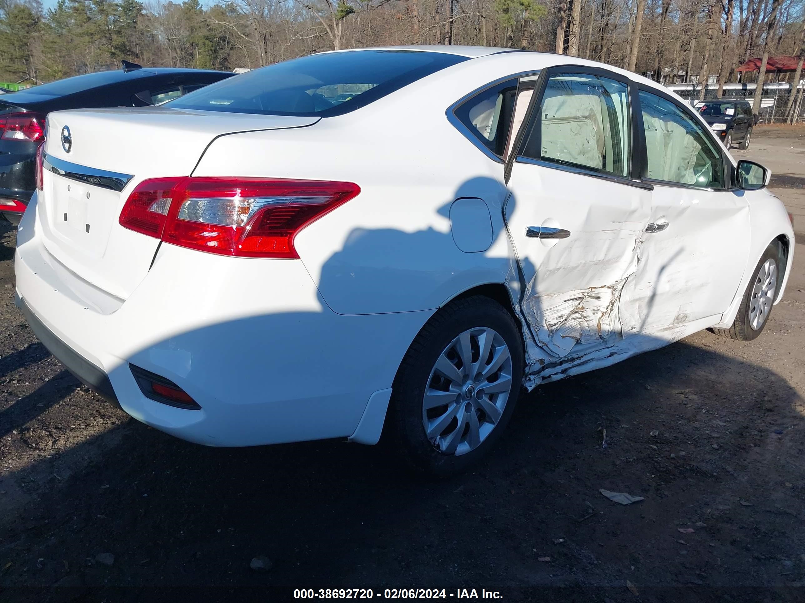 Photo 3 VIN: 3N1AB7AP7HY332931 - NISSAN SENTRA 