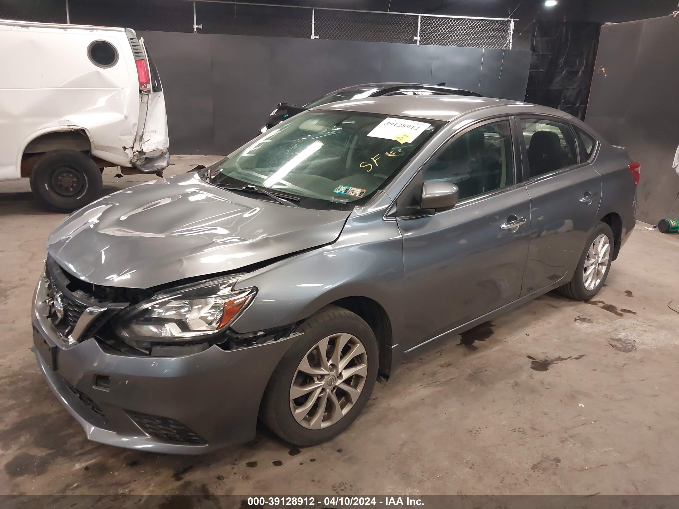 Photo 1 VIN: 3N1AB7AP7HY352354 - NISSAN SENTRA 