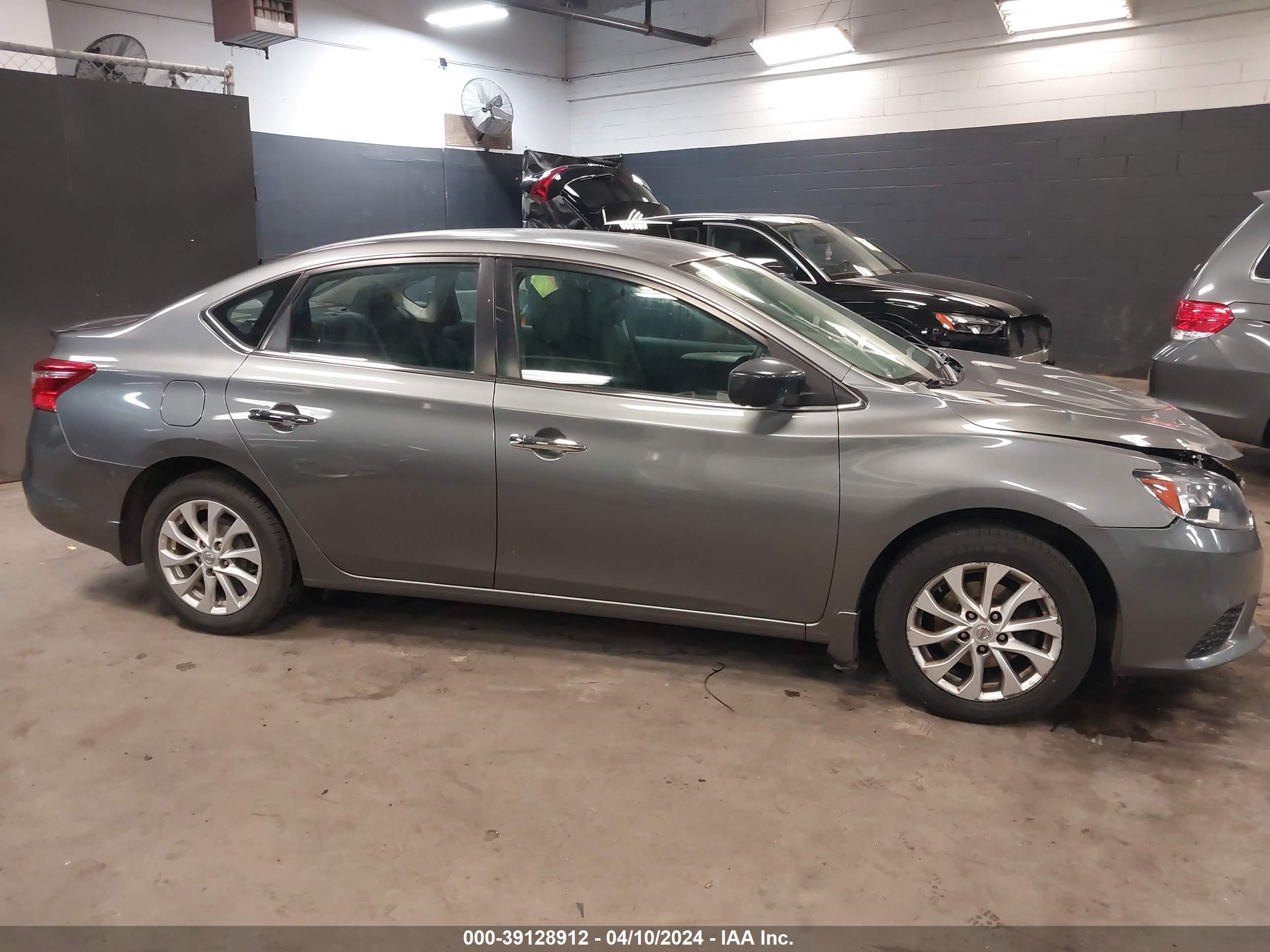 Photo 12 VIN: 3N1AB7AP7HY352354 - NISSAN SENTRA 