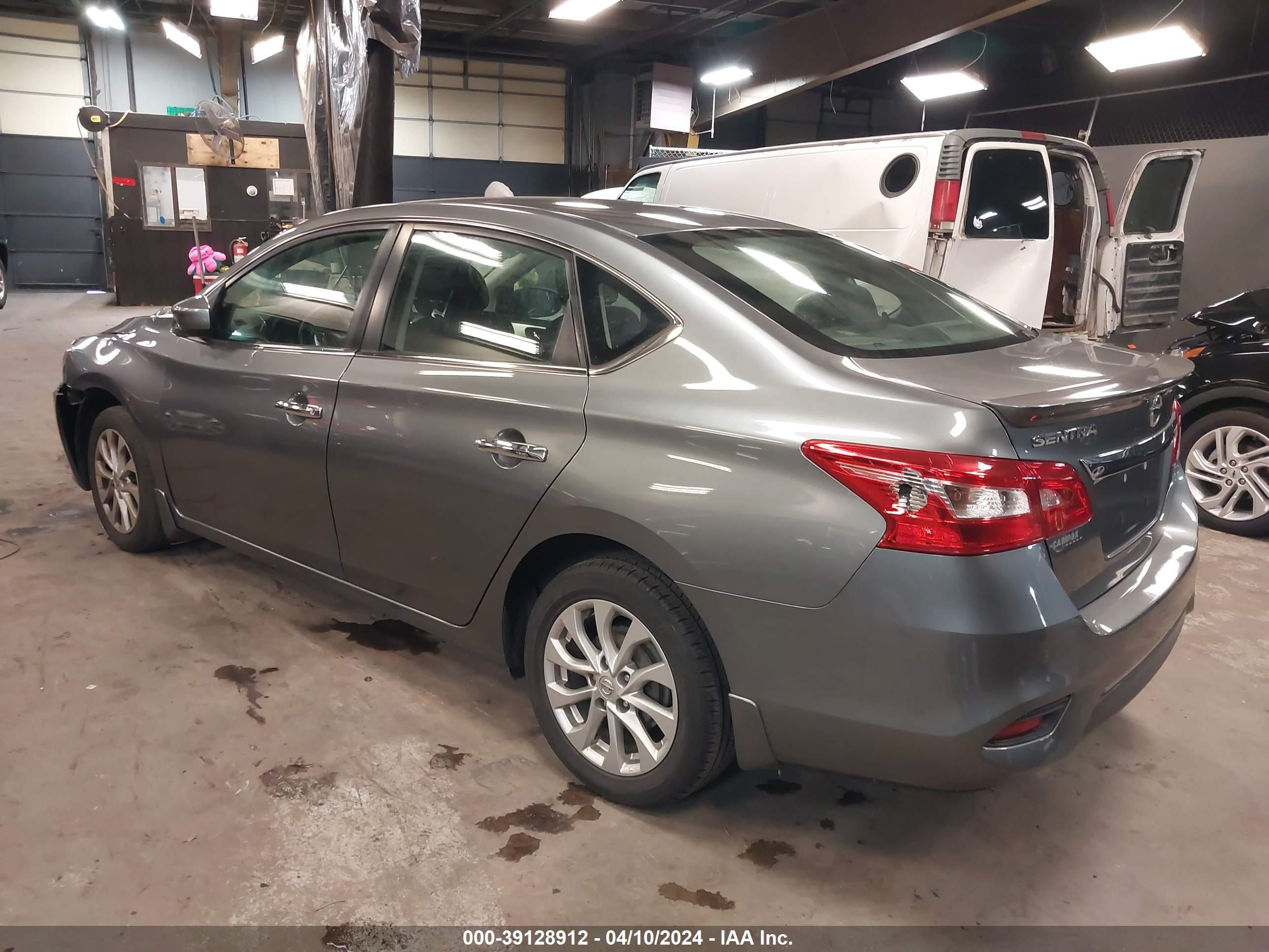 Photo 2 VIN: 3N1AB7AP7HY352354 - NISSAN SENTRA 