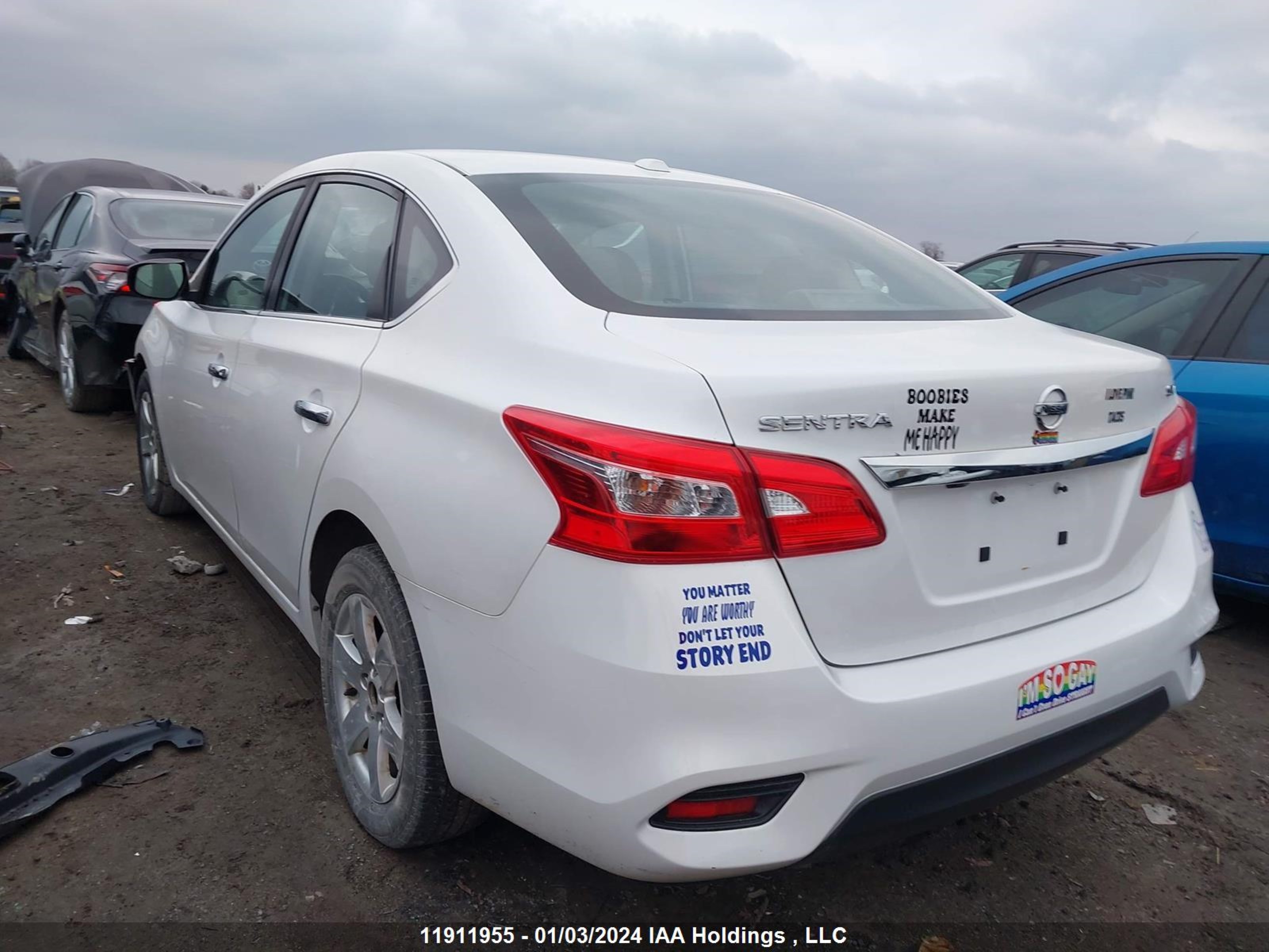 Photo 2 VIN: 3N1AB7AP7JY214612 - NISSAN SENTRA 