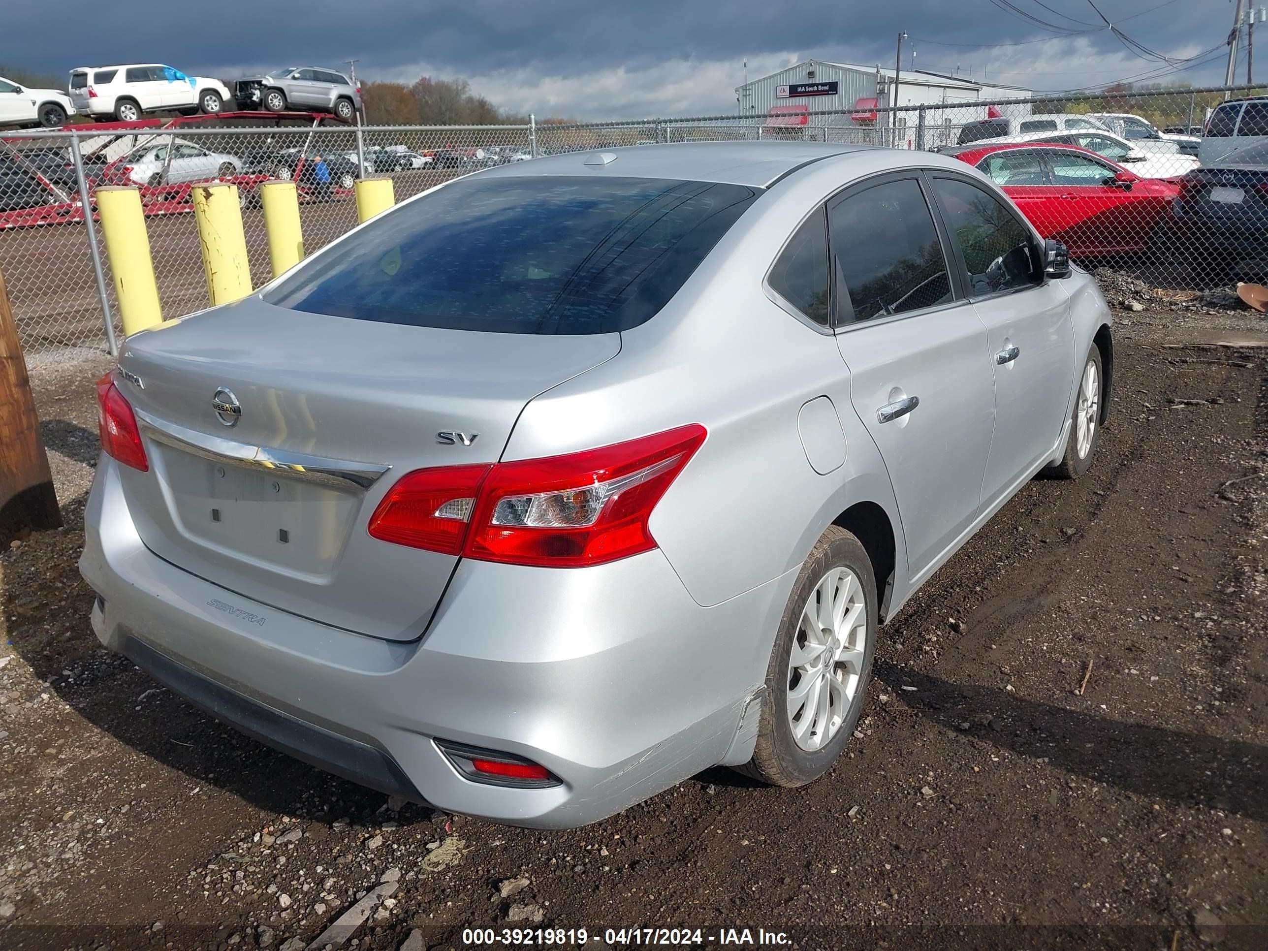 Photo 3 VIN: 3N1AB7AP7JY237565 - NISSAN SENTRA 