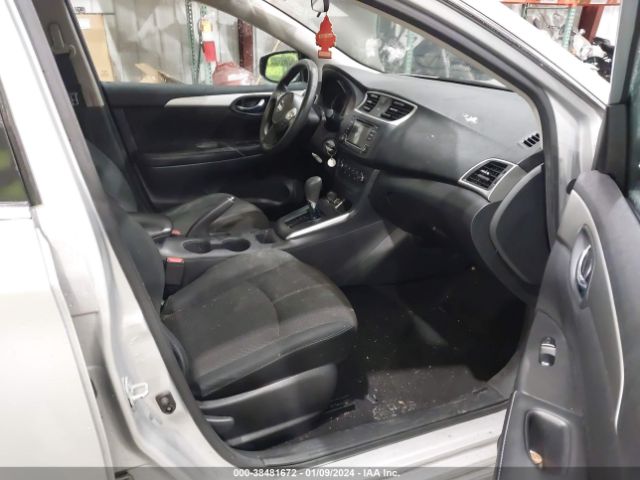 Photo 4 VIN: 3N1AB7AP7JY317173 - NISSAN SENTRA 