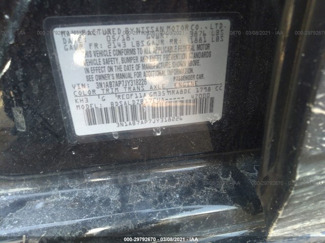 Photo 8 VIN: 3N1AB7AP7JY318226 - NISSAN SENTRA 