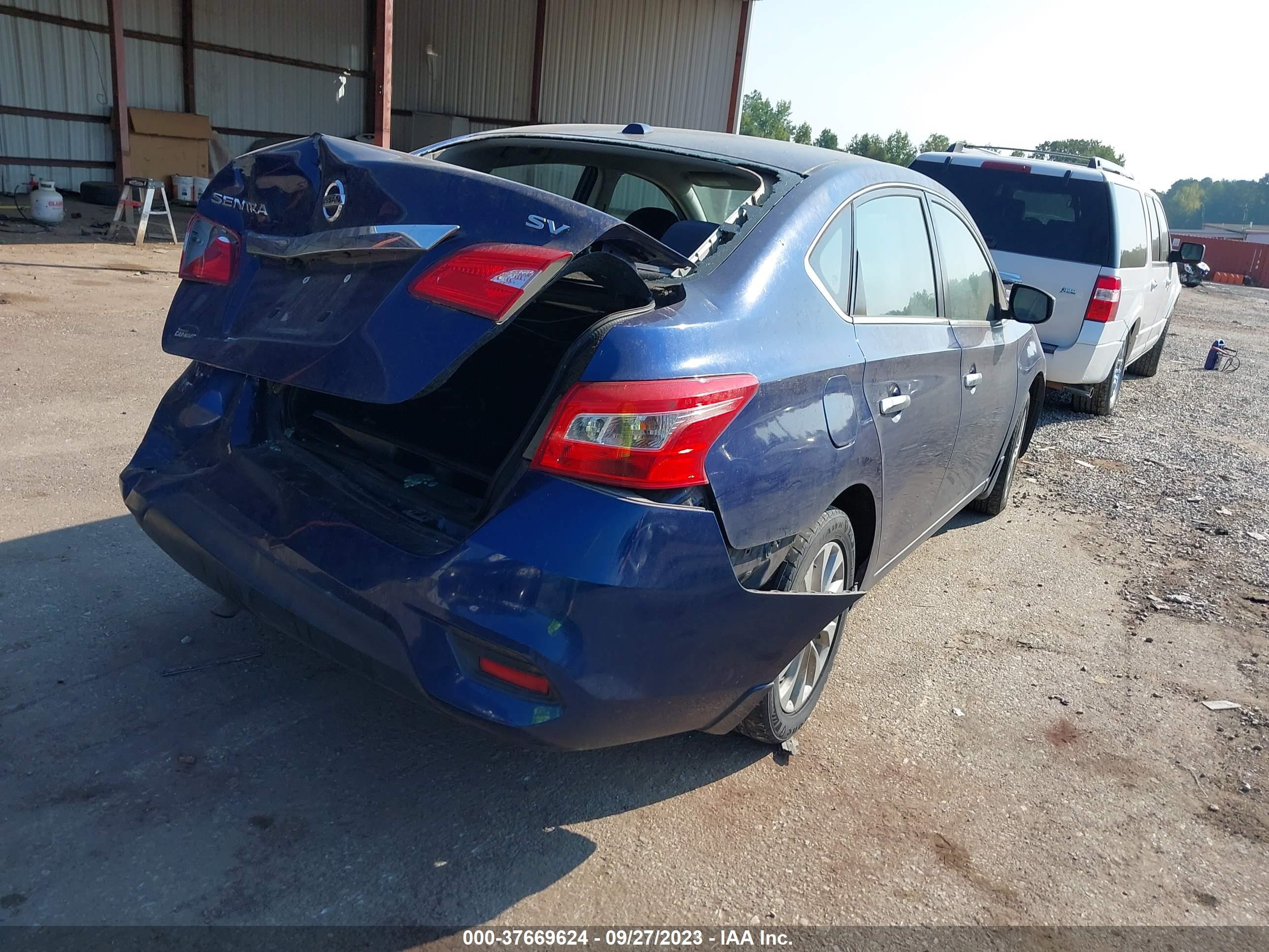 Photo 3 VIN: 3N1AB7AP7KL608724 - NISSAN SENTRA 