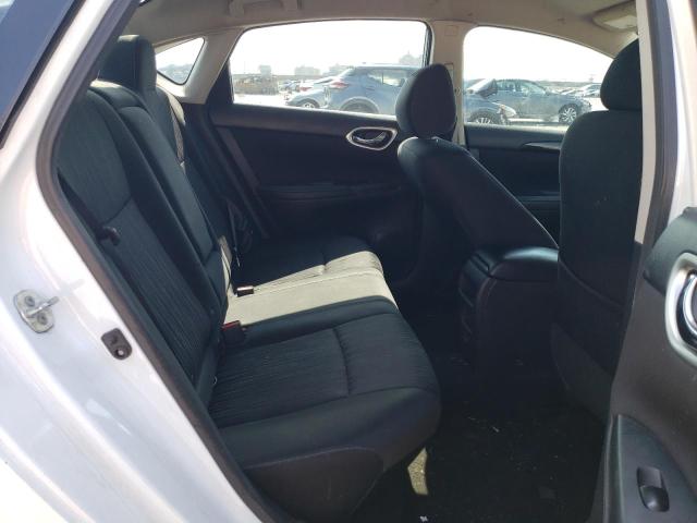 Photo 9 VIN: 3N1AB7AP7KY218144 - NISSAN SENTRA S 