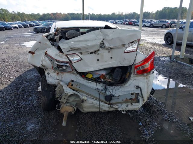 Photo 5 VIN: 3N1AB7AP7KY222839 - NISSAN SENTRA 