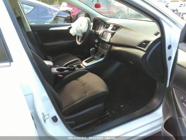 Photo 4 VIN: 3N1AB7AP7KY258319 - NISSAN SENTRA 