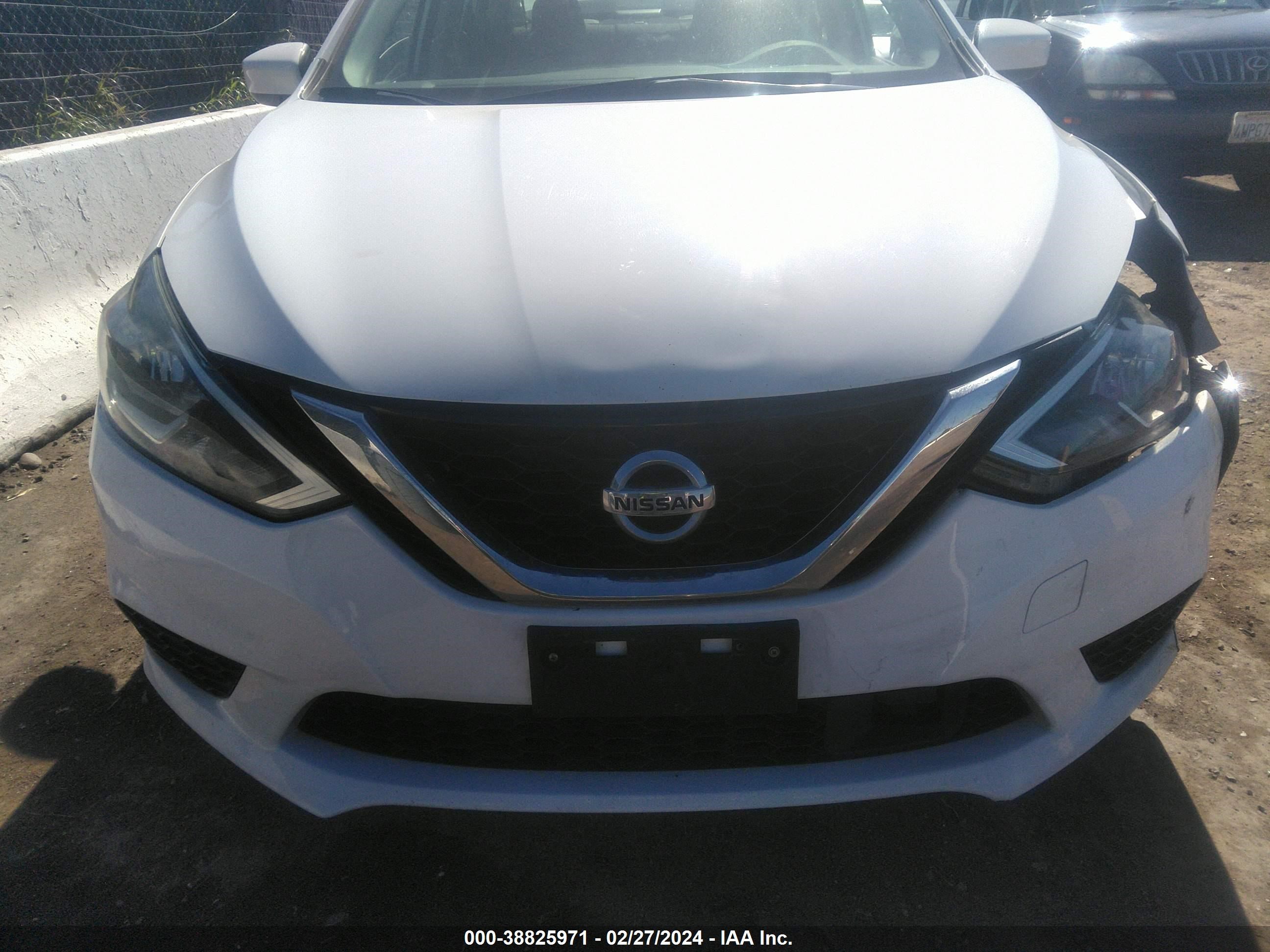 Photo 12 VIN: 3N1AB7AP7KY260975 - NISSAN SENTRA 