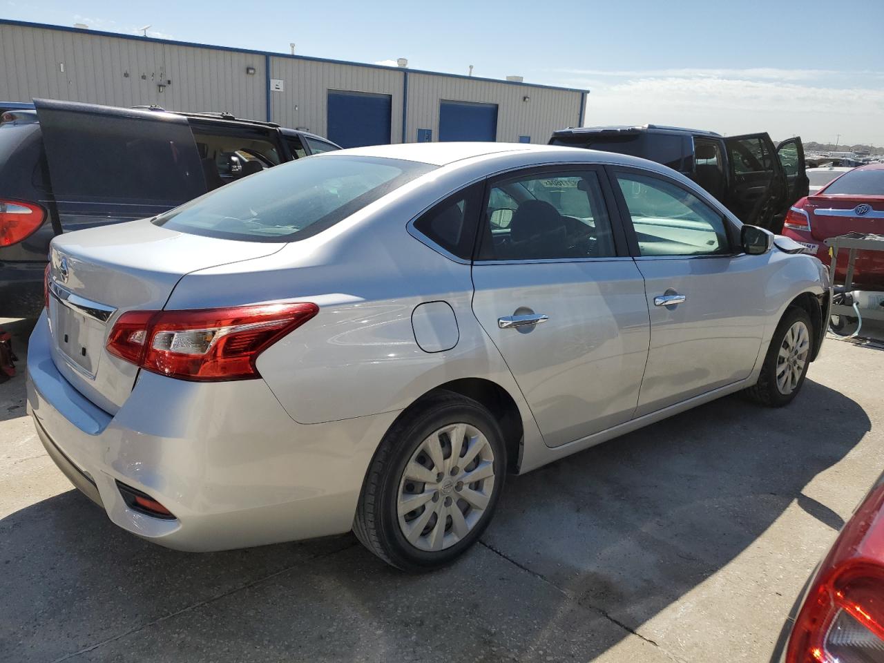 Photo 2 VIN: 3N1AB7AP7KY312363 - NISSAN SENTRA 