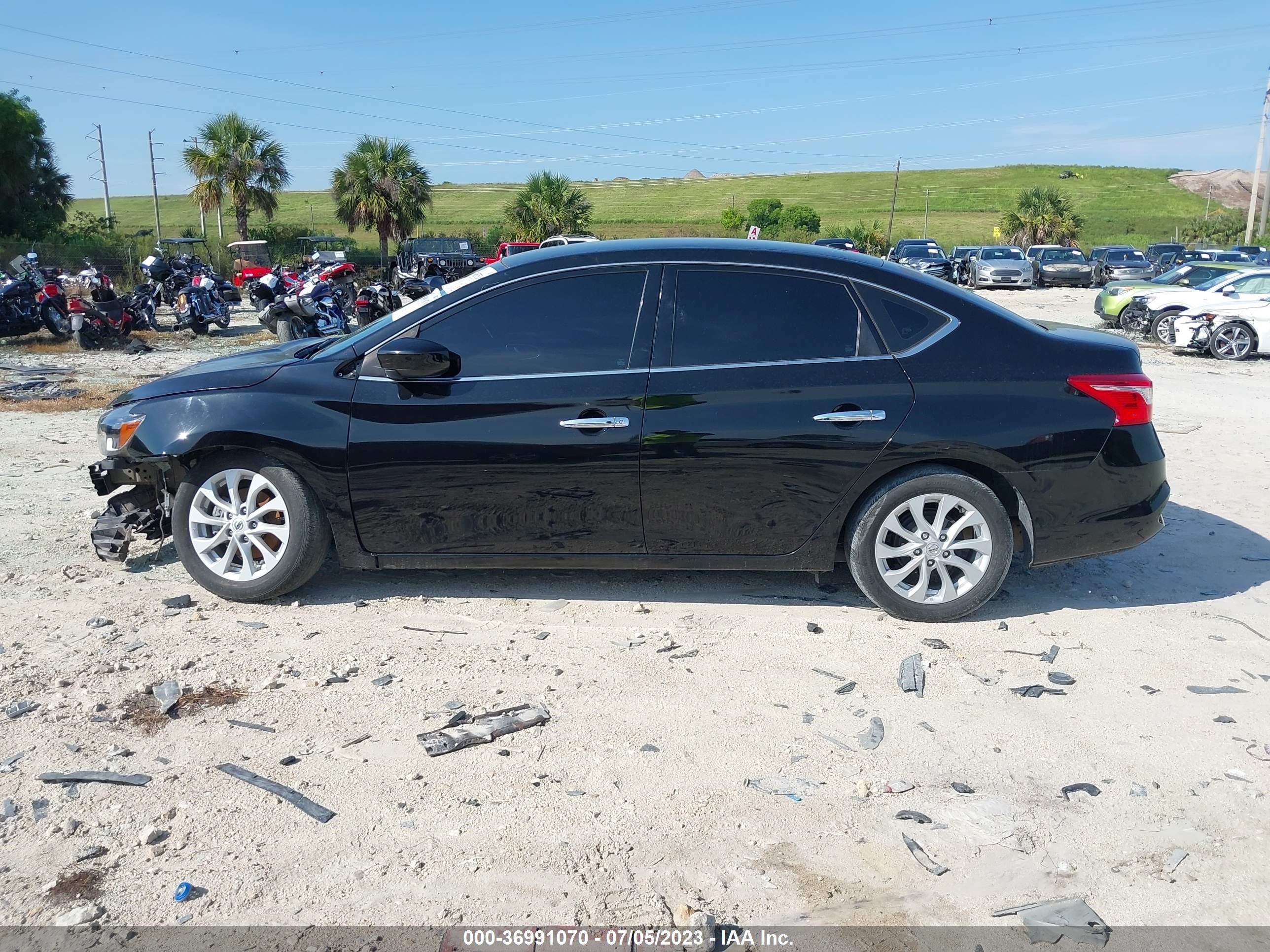 Photo 13 VIN: 3N1AB7AP7KY371185 - NISSAN SENTRA 