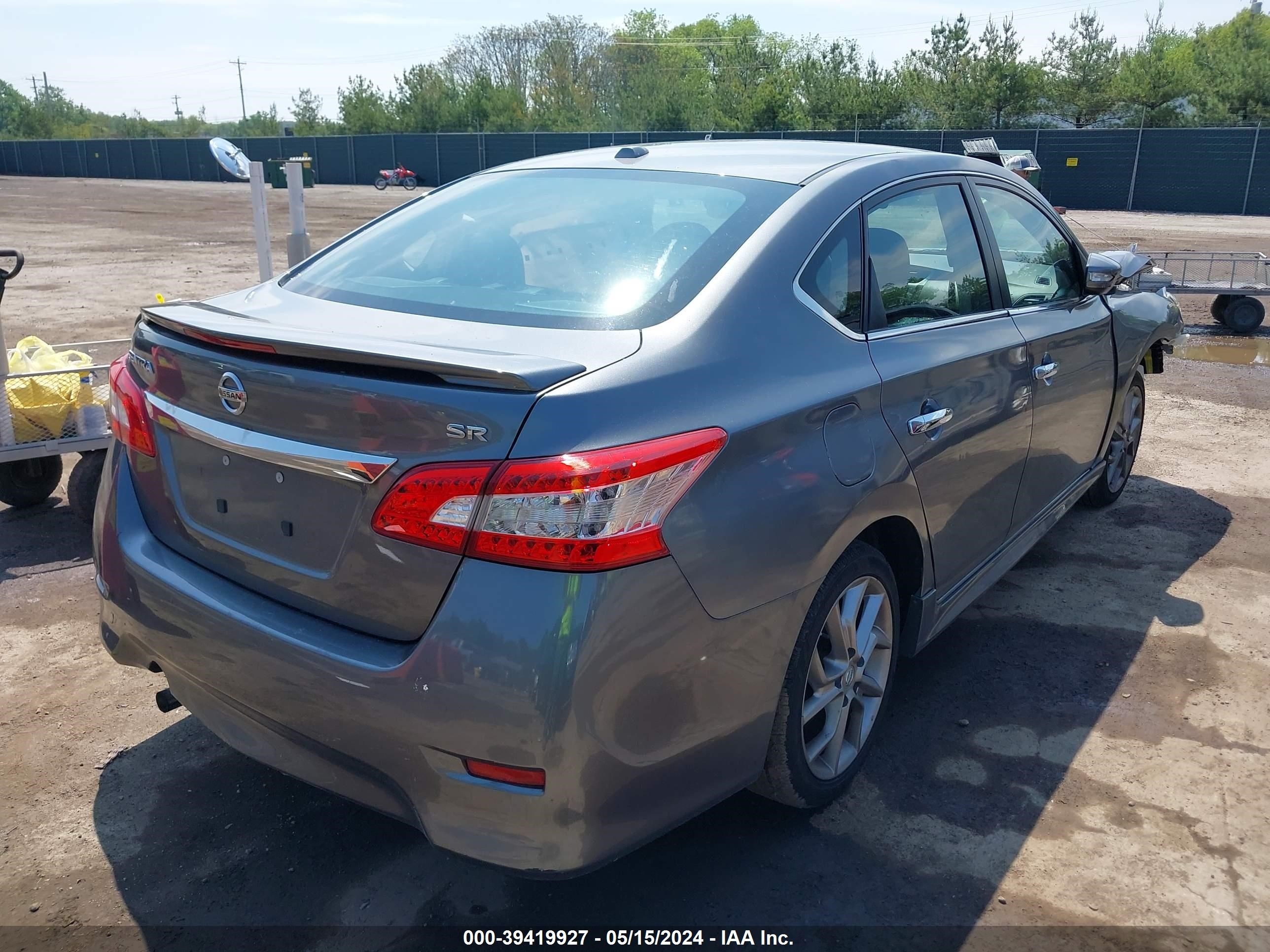 Photo 3 VIN: 3N1AB7AP8FY227375 - NISSAN SENTRA 