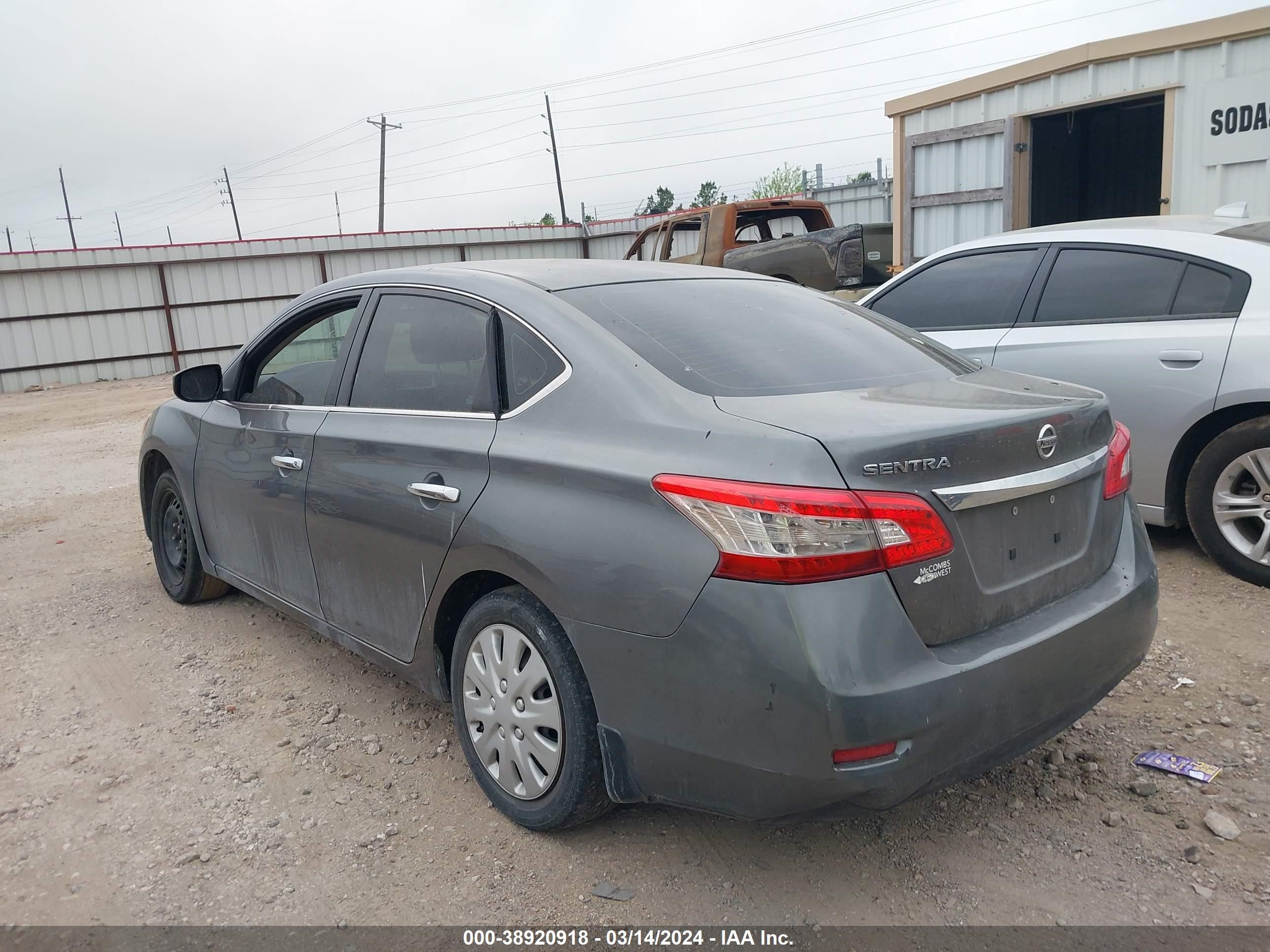 Photo 2 VIN: 3N1AB7AP8FY361173 - NISSAN SENTRA 