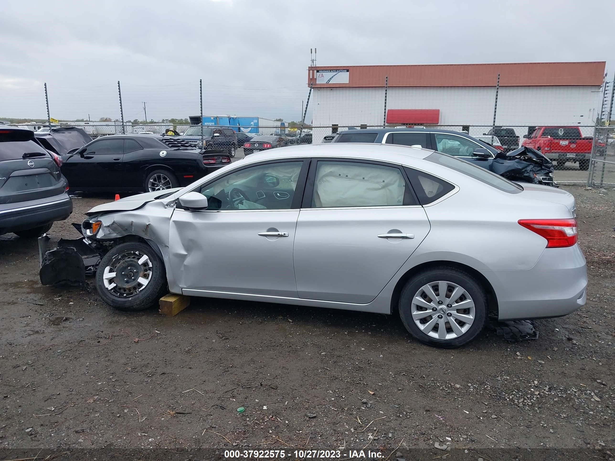 Photo 12 VIN: 3N1AB7AP8GL645935 - NISSAN SENTRA 