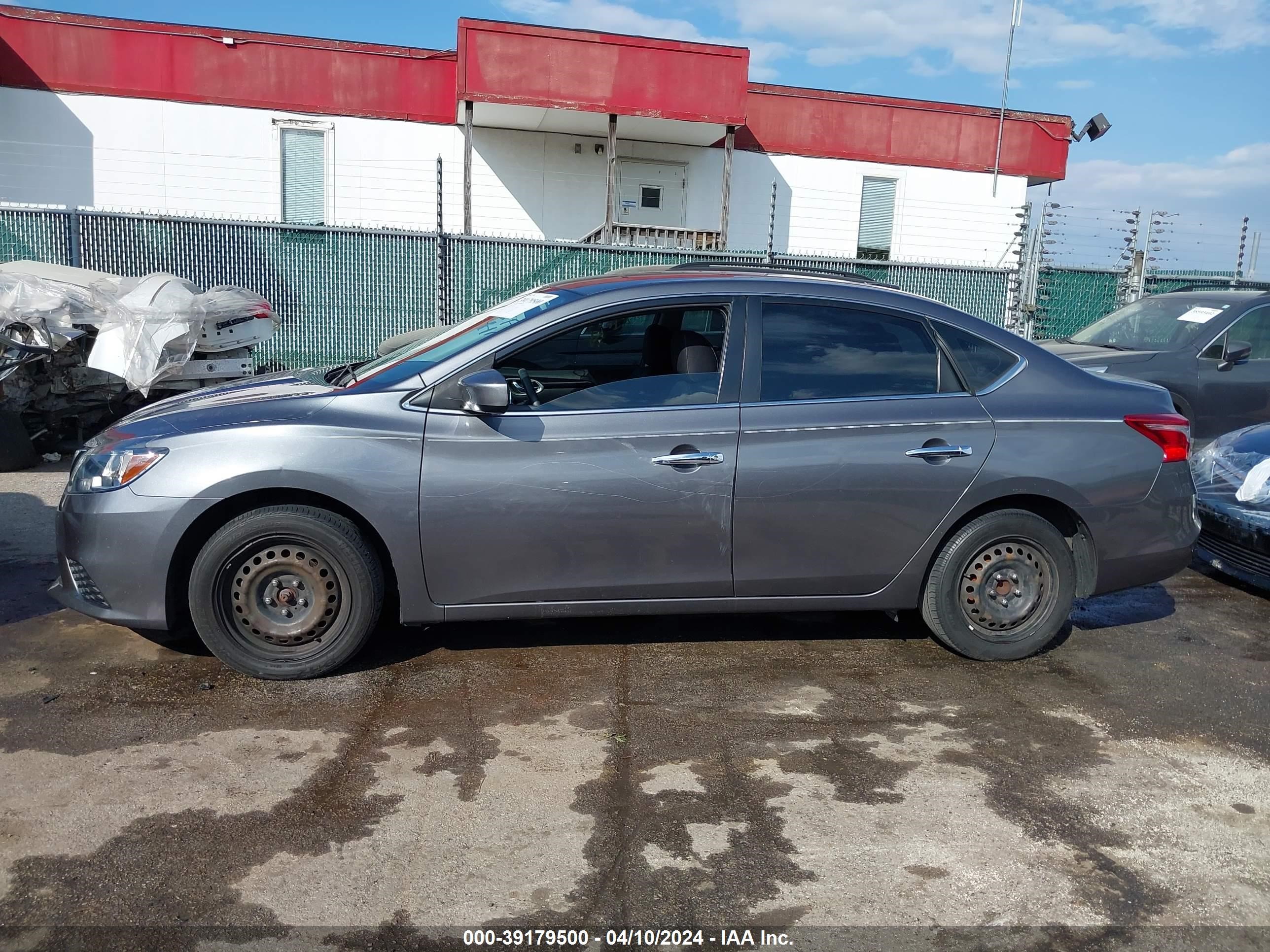 Photo 13 VIN: 3N1AB7AP8GL682385 - NISSAN SENTRA 