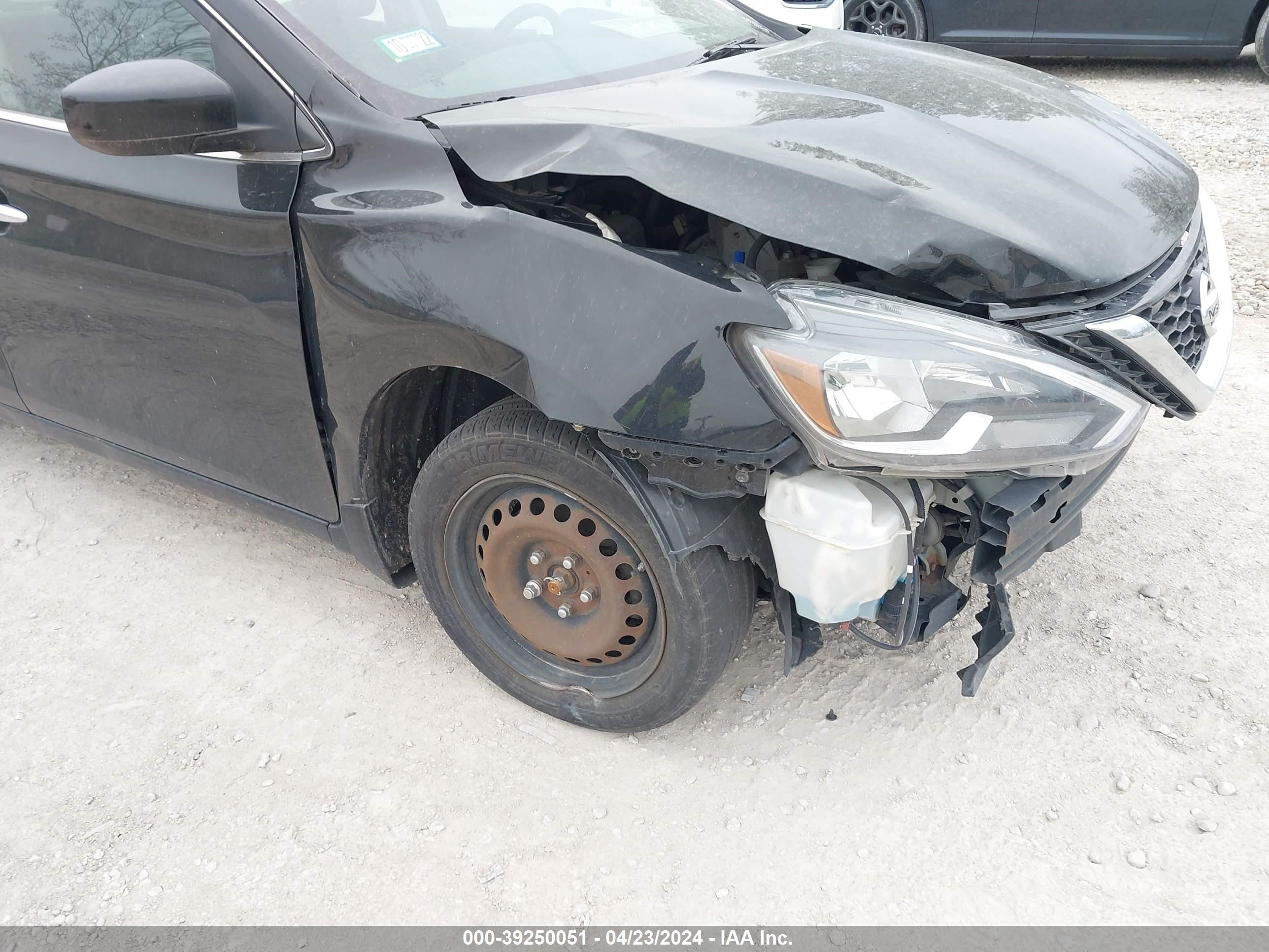 Photo 11 VIN: 3N1AB7AP8GY211646 - NISSAN SENTRA 