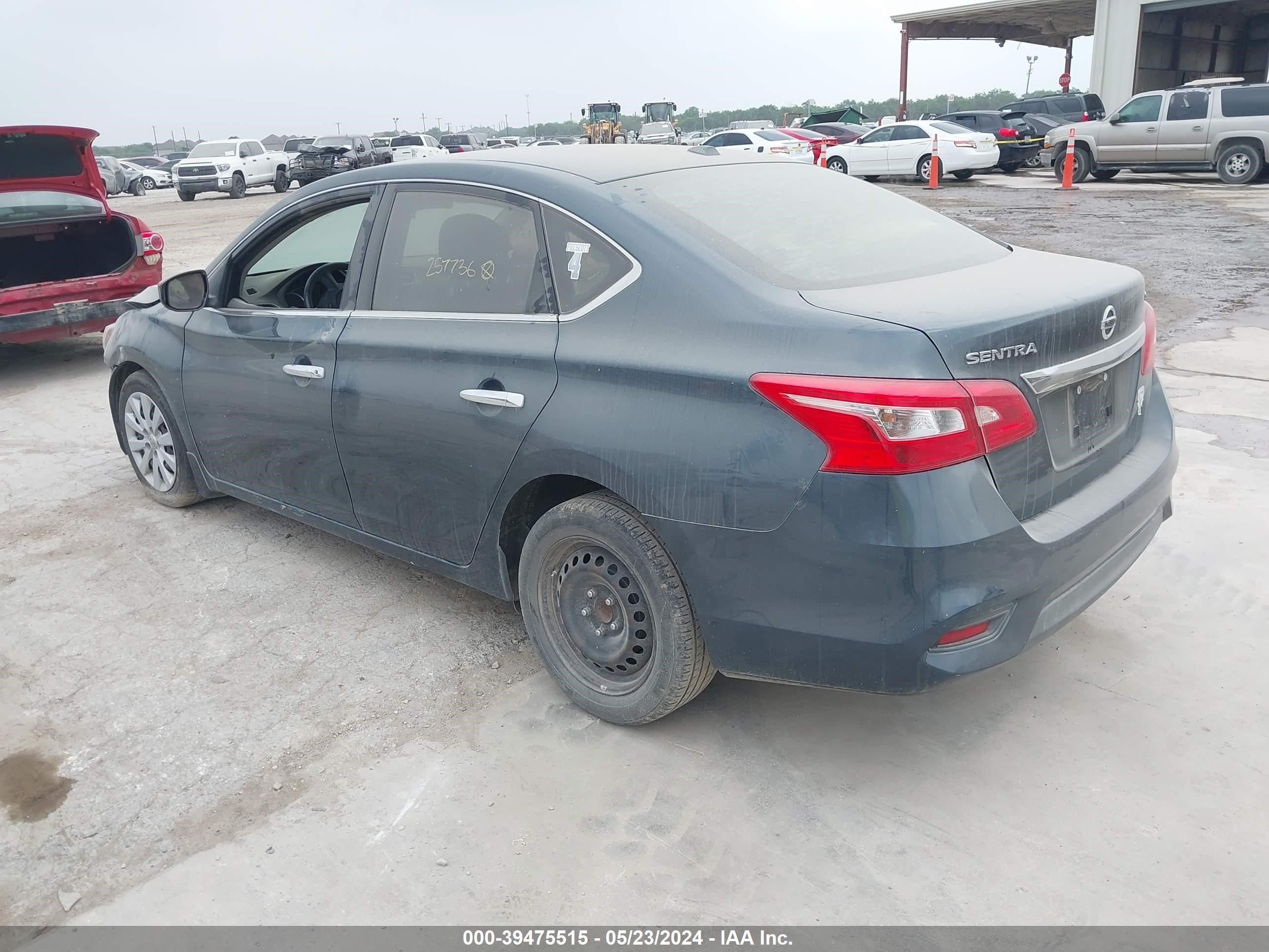 Photo 2 VIN: 3N1AB7AP8GY257736 - NISSAN SENTRA 