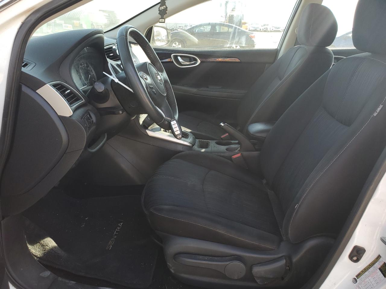 Photo 6 VIN: 3N1AB7AP8GY288811 - NISSAN SENTRA 