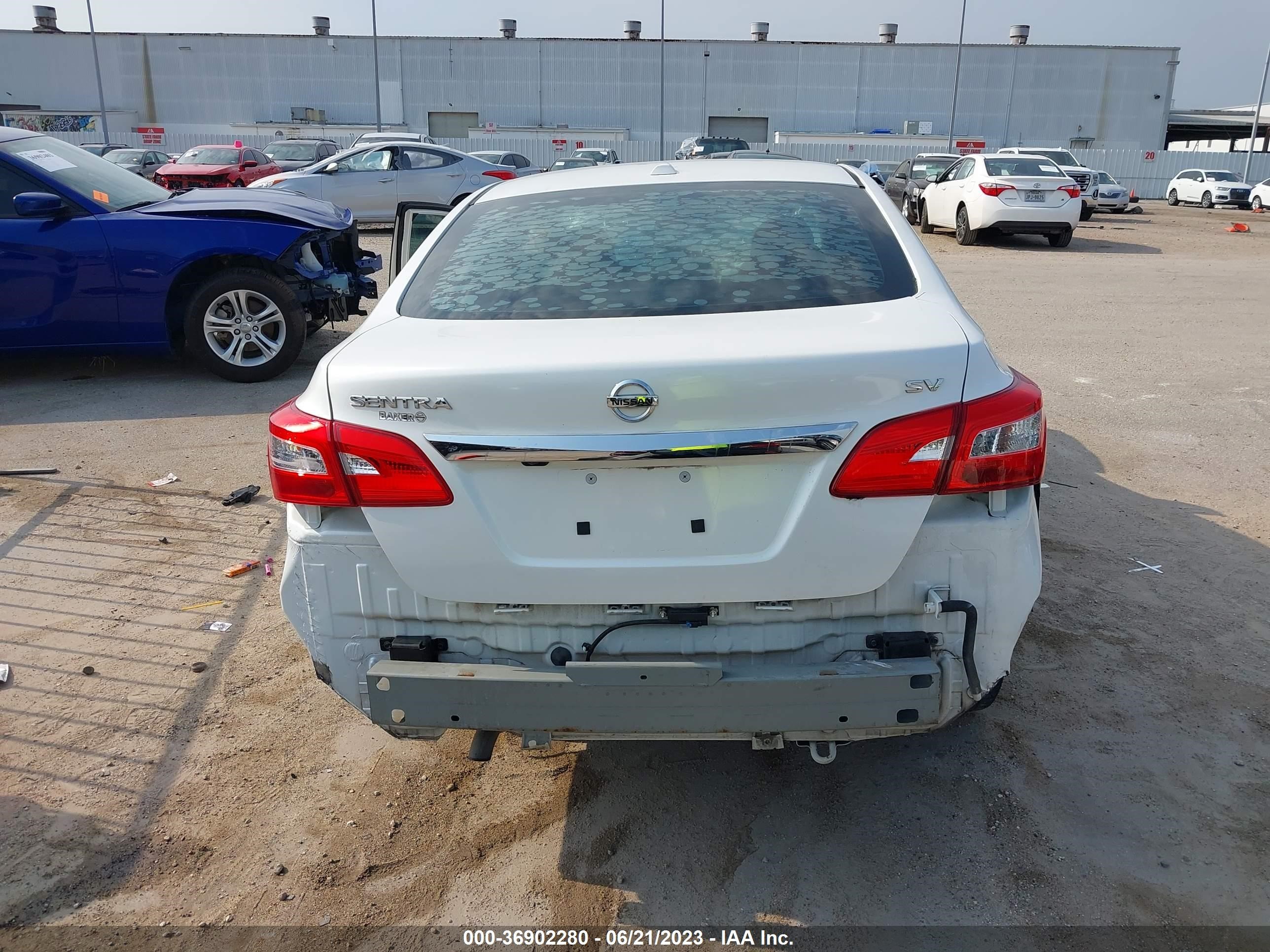 Photo 15 VIN: 3N1AB7AP8GY310547 - NISSAN SENTRA 