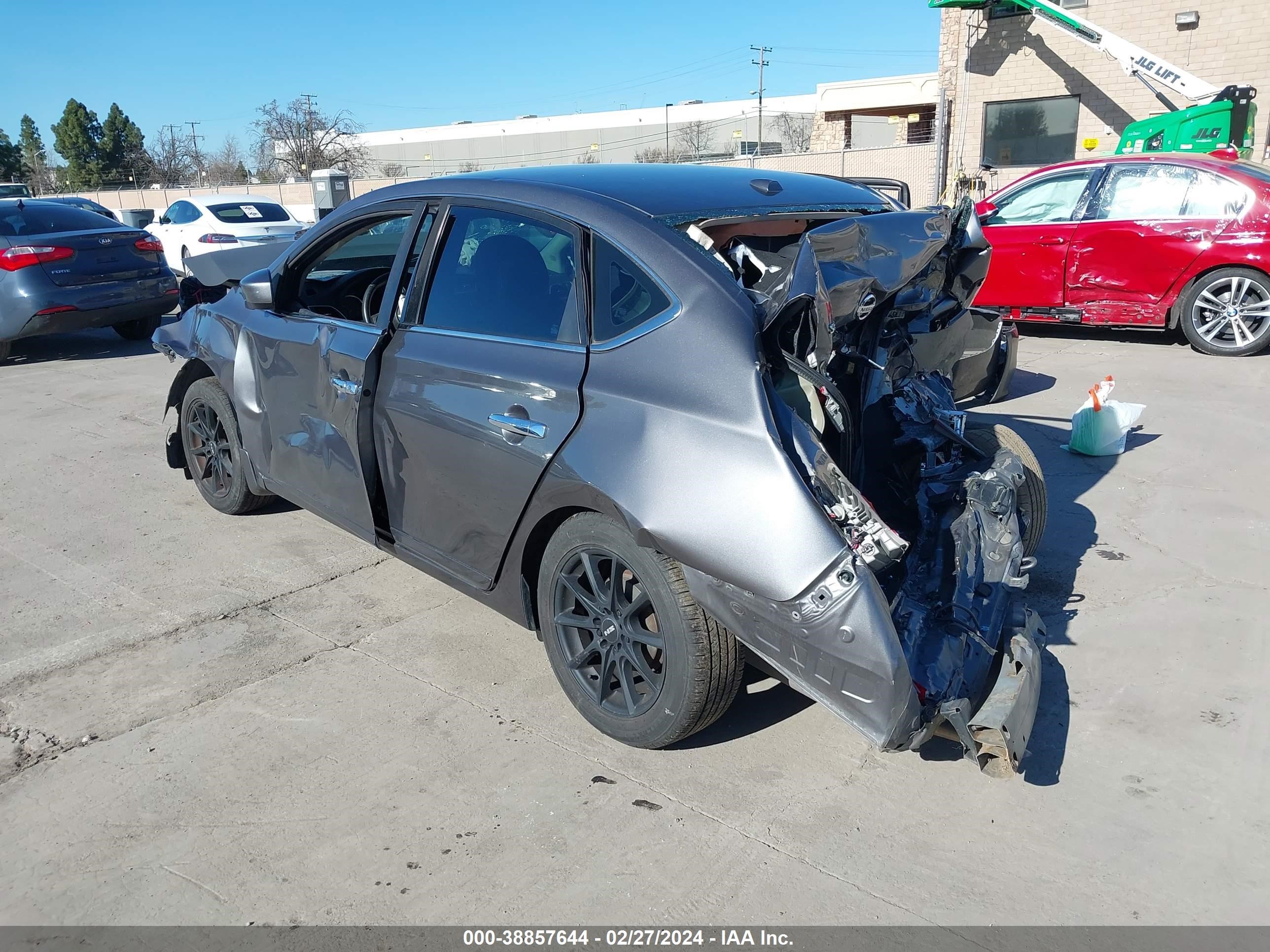 Photo 2 VIN: 3N1AB7AP8GY316784 - NISSAN SENTRA 