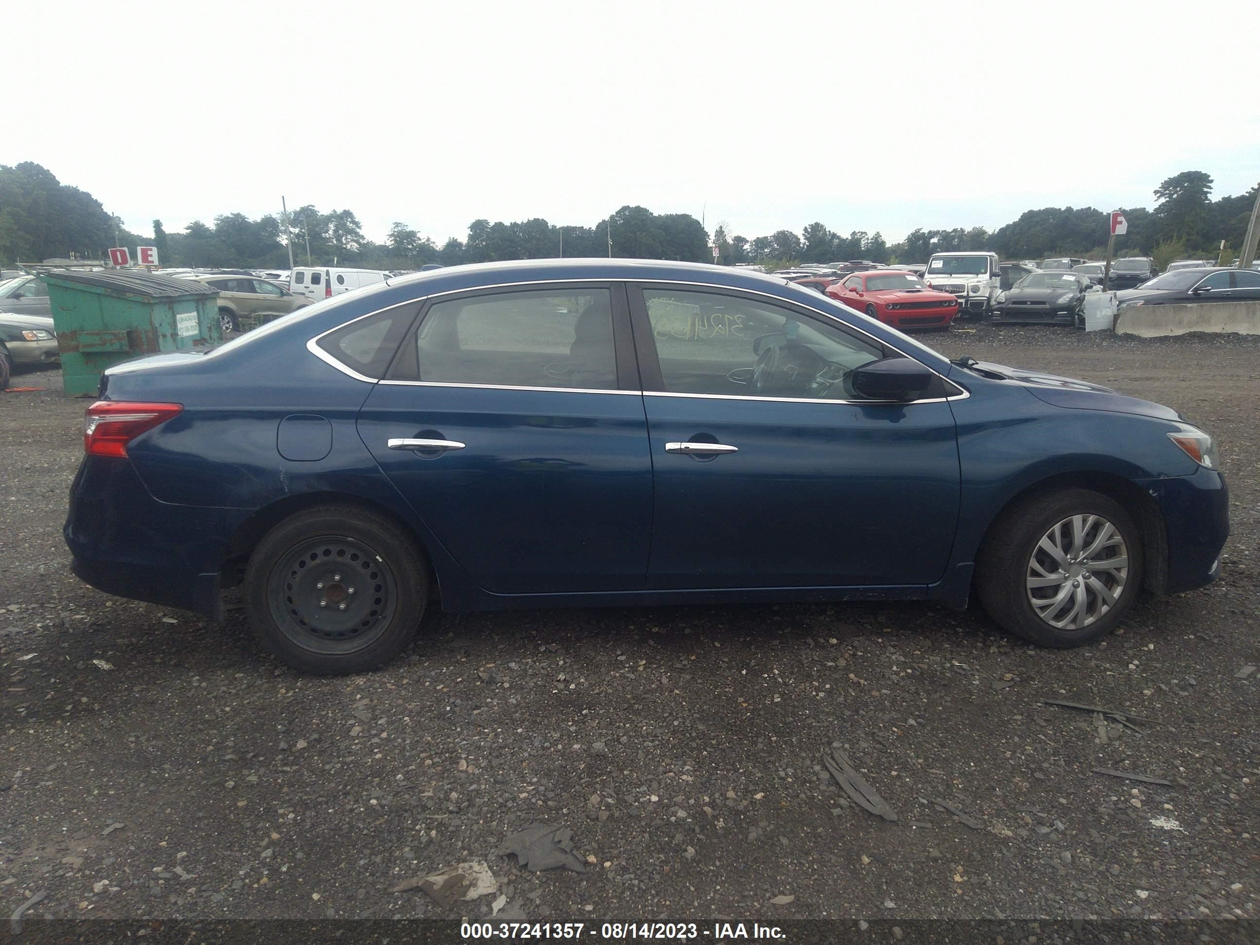 Photo 11 VIN: 3N1AB7AP8HY303020 - NISSAN SENTRA 