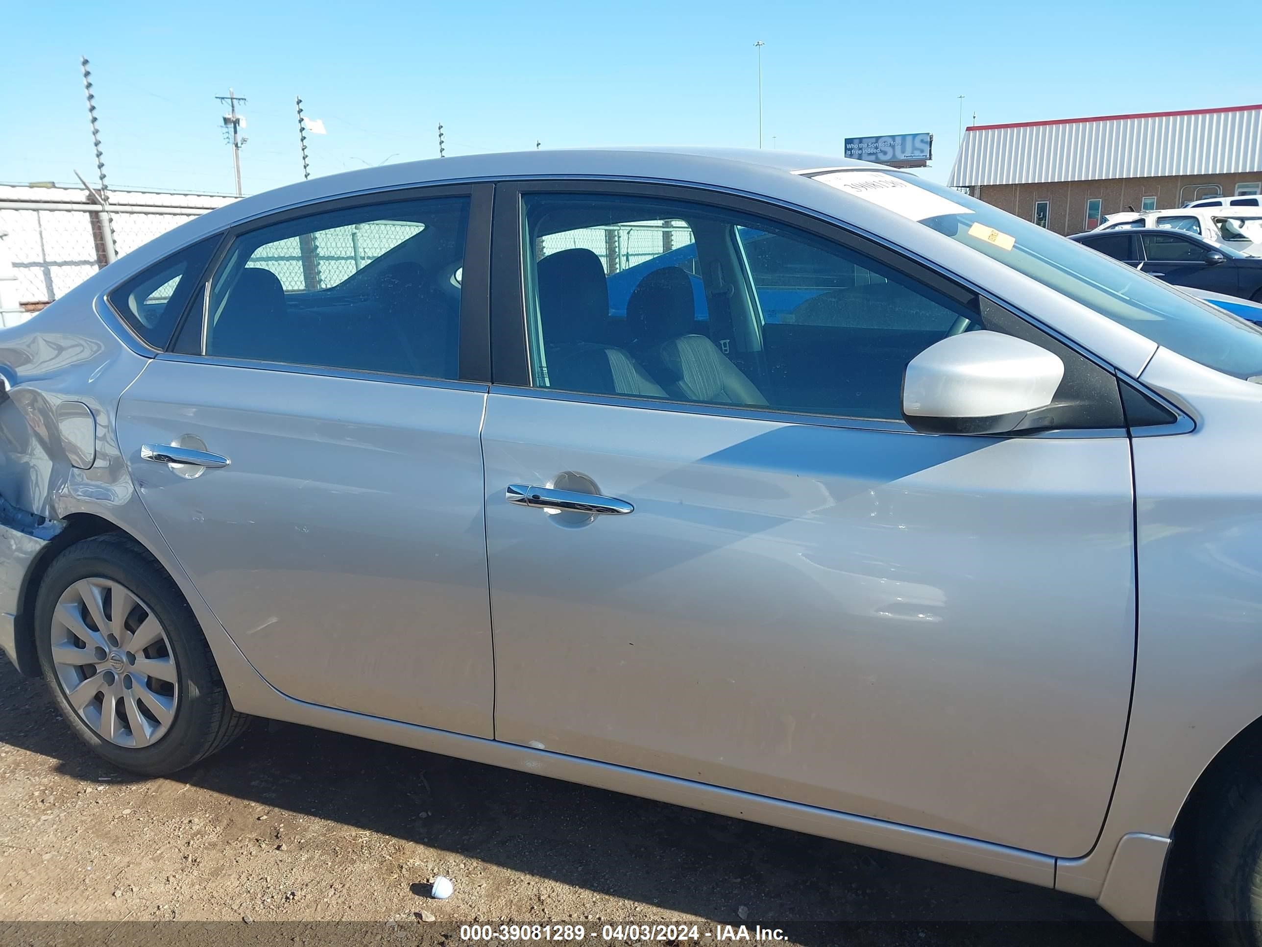 Photo 12 VIN: 3N1AB7AP8HY317628 - NISSAN SENTRA 