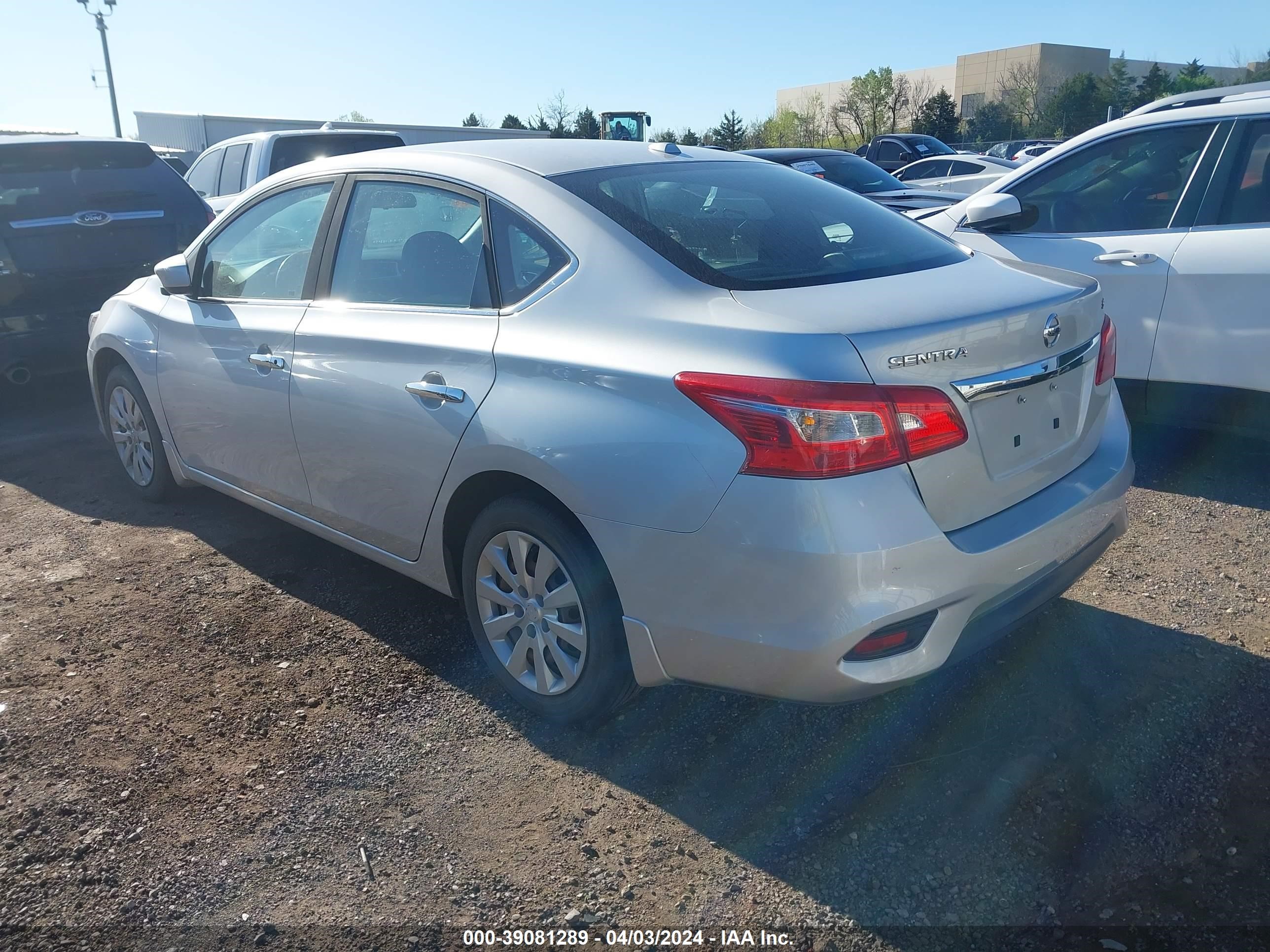 Photo 2 VIN: 3N1AB7AP8HY317628 - NISSAN SENTRA 