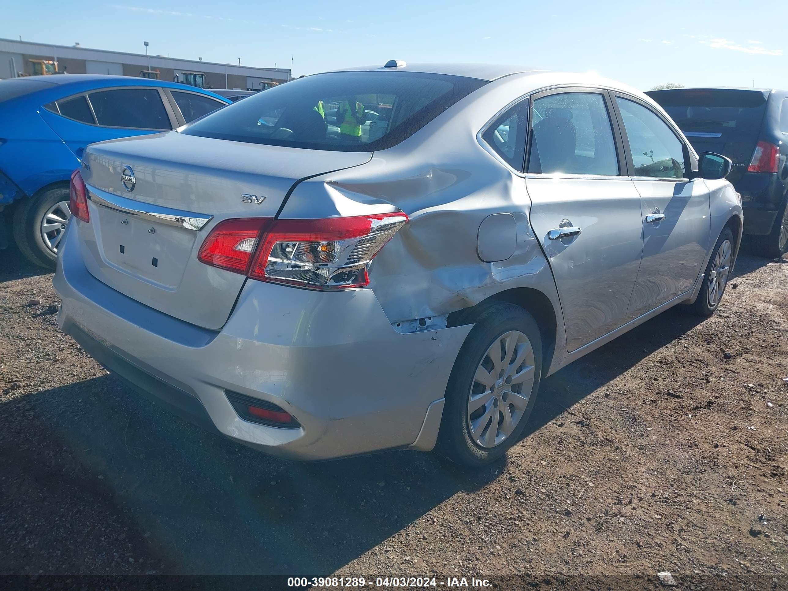 Photo 3 VIN: 3N1AB7AP8HY317628 - NISSAN SENTRA 